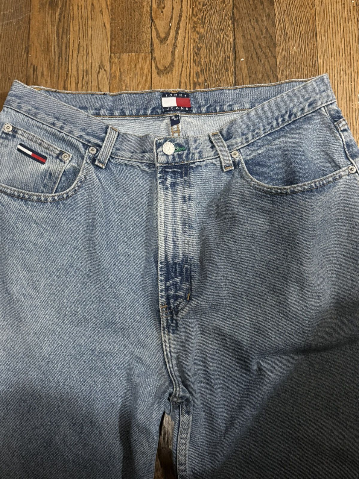 Tommy Hilfiger TOMMY HILFIGER Light Wash Denim Jeans Size US 36 / EU 52 - 4 Thumbnail