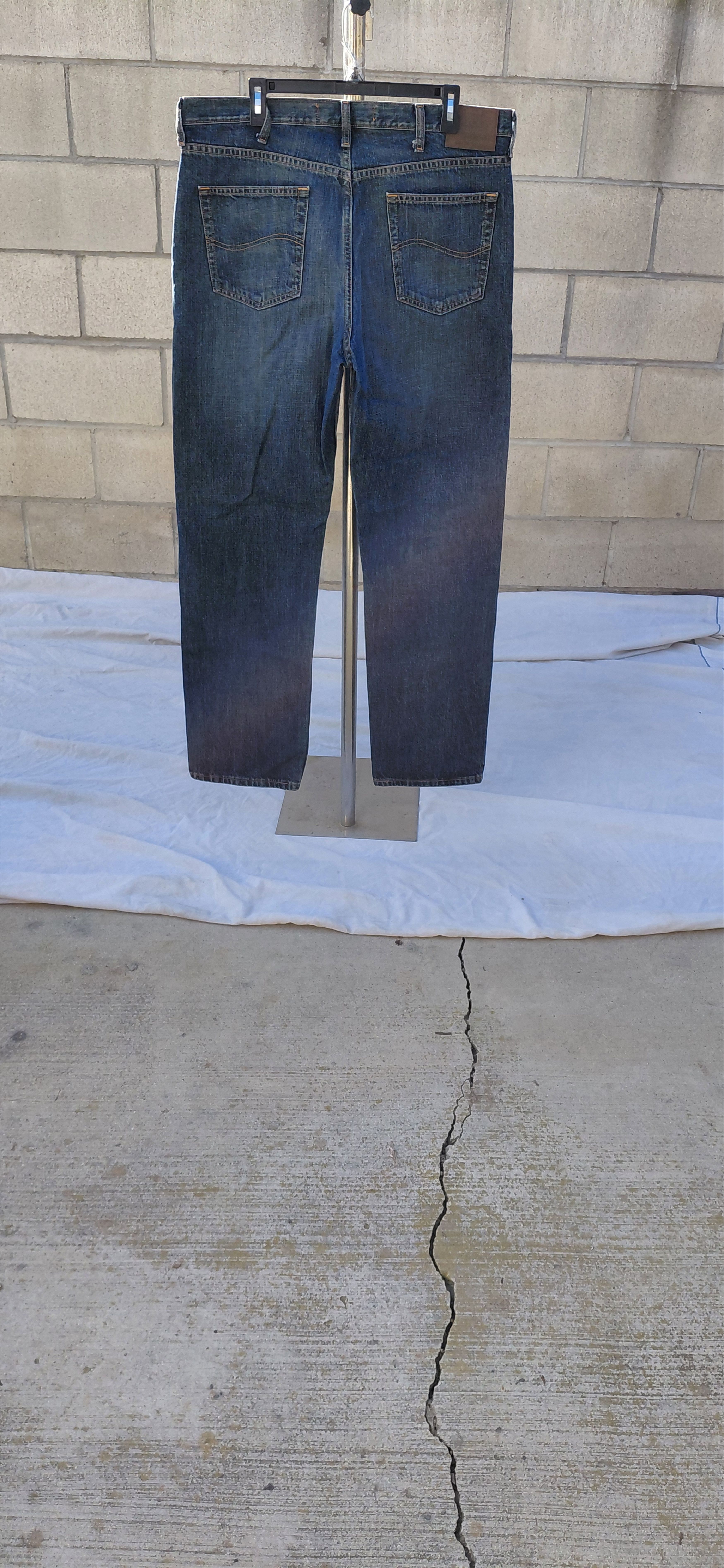 Lee 589121...Mens Lee Premium Straight Leg Jeans Size 38x32 Size US 38 / EU 54 - 4 Thumbnail