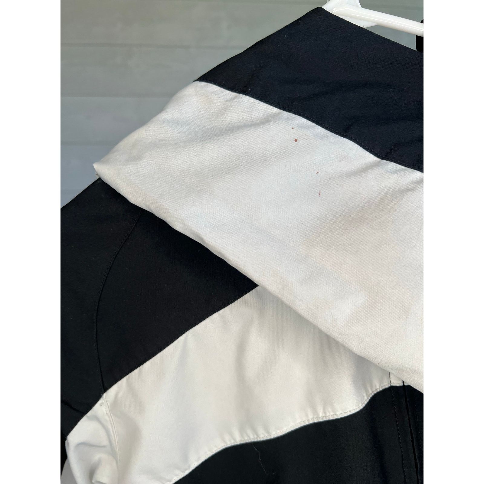 Nike Nike black/white women’s track jacket Size medium (8-10) Size M / US 6-8 / IT 42-44 - 5 Thumbnail