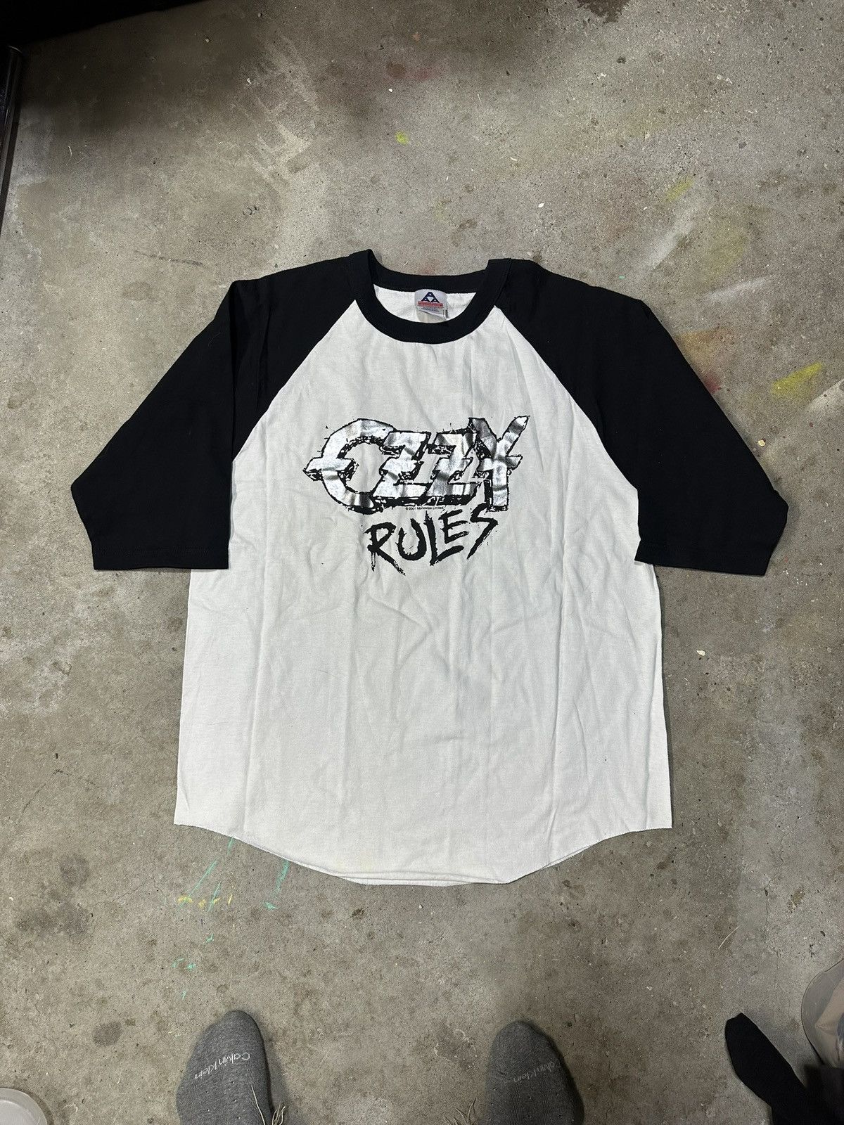 Other 2001 Vintage Ozzy Rules Raglan Size US XL / EU 56 / 4 - 1 Thumbnail