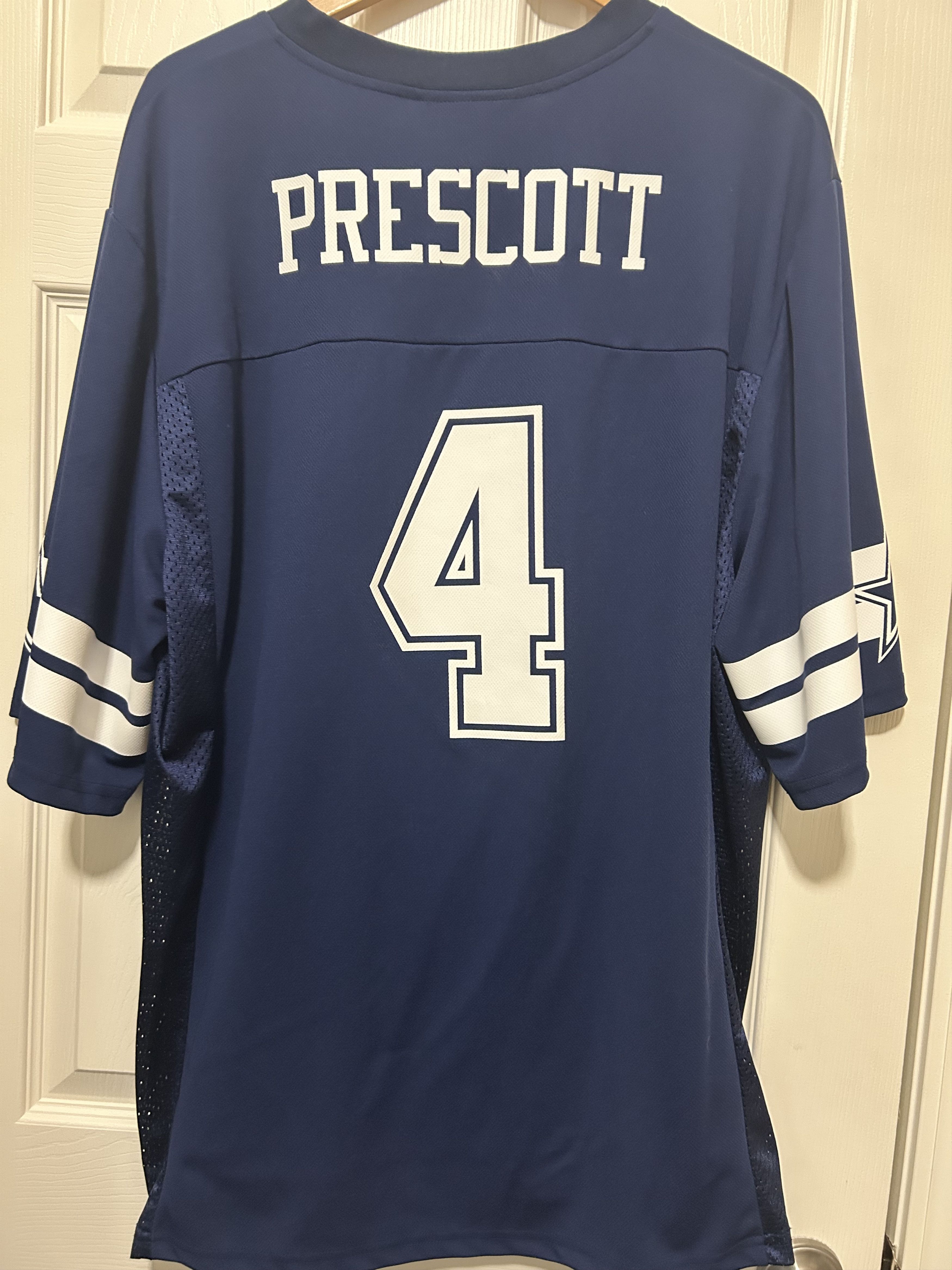 NFL NWOT #4 Dak Prescott Jersey Mens XL Dallas Cowboys Authentic Size US XL / EU 56 / 4 - 1 Thumbnail