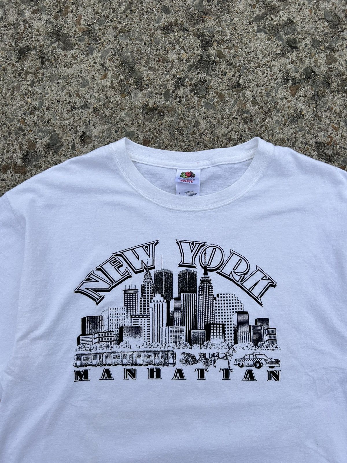 Fruit Of The Loom × Vintage Manhattan New York Graphic Tee Size US L / EU 52-54 / 3 - 2 Thumbnail