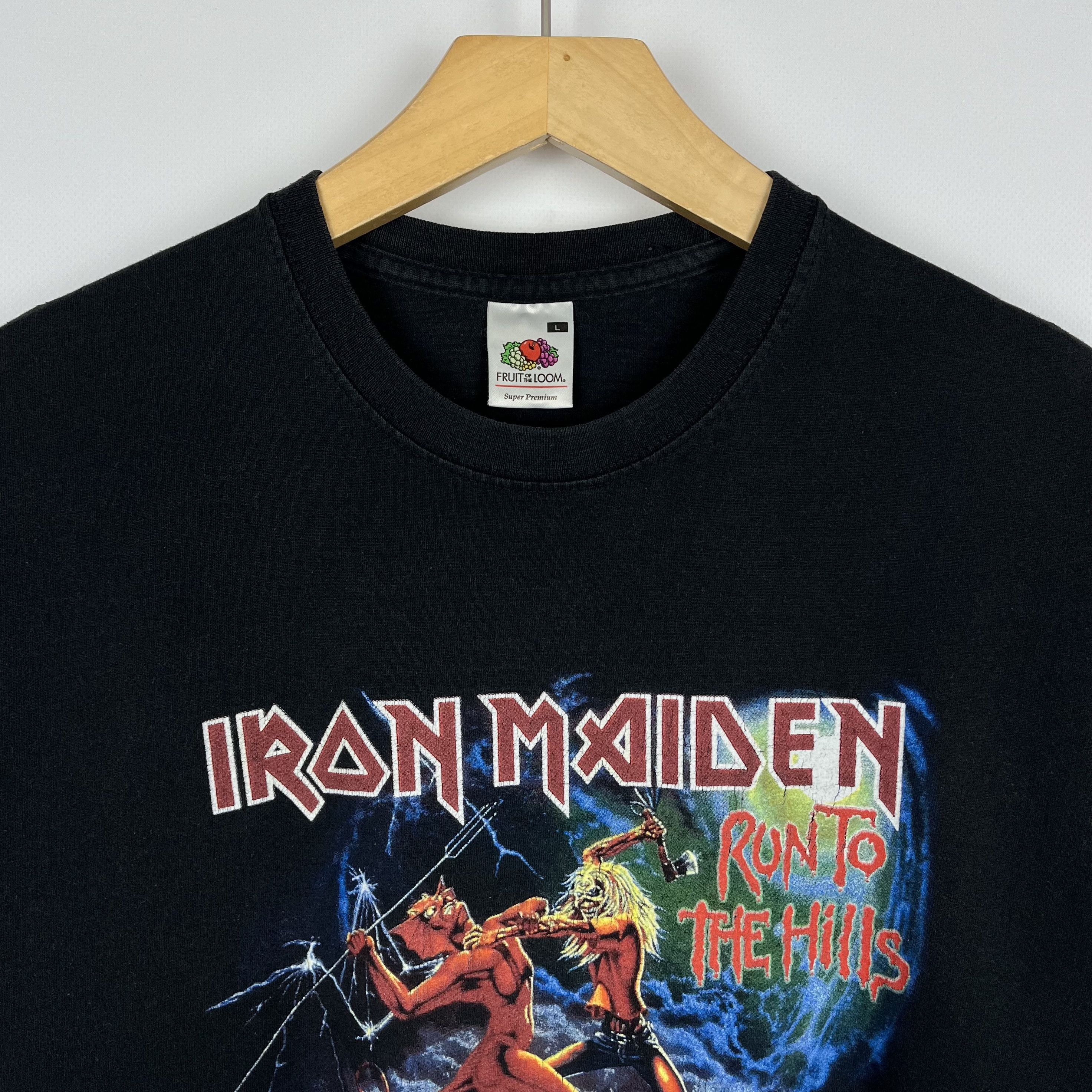 Band Tees Vintage Iron Maiden Run To The Hills Rock Band T Shirt 2005 Size US L / EU 52-54 / 3 - 6 Thumbnail