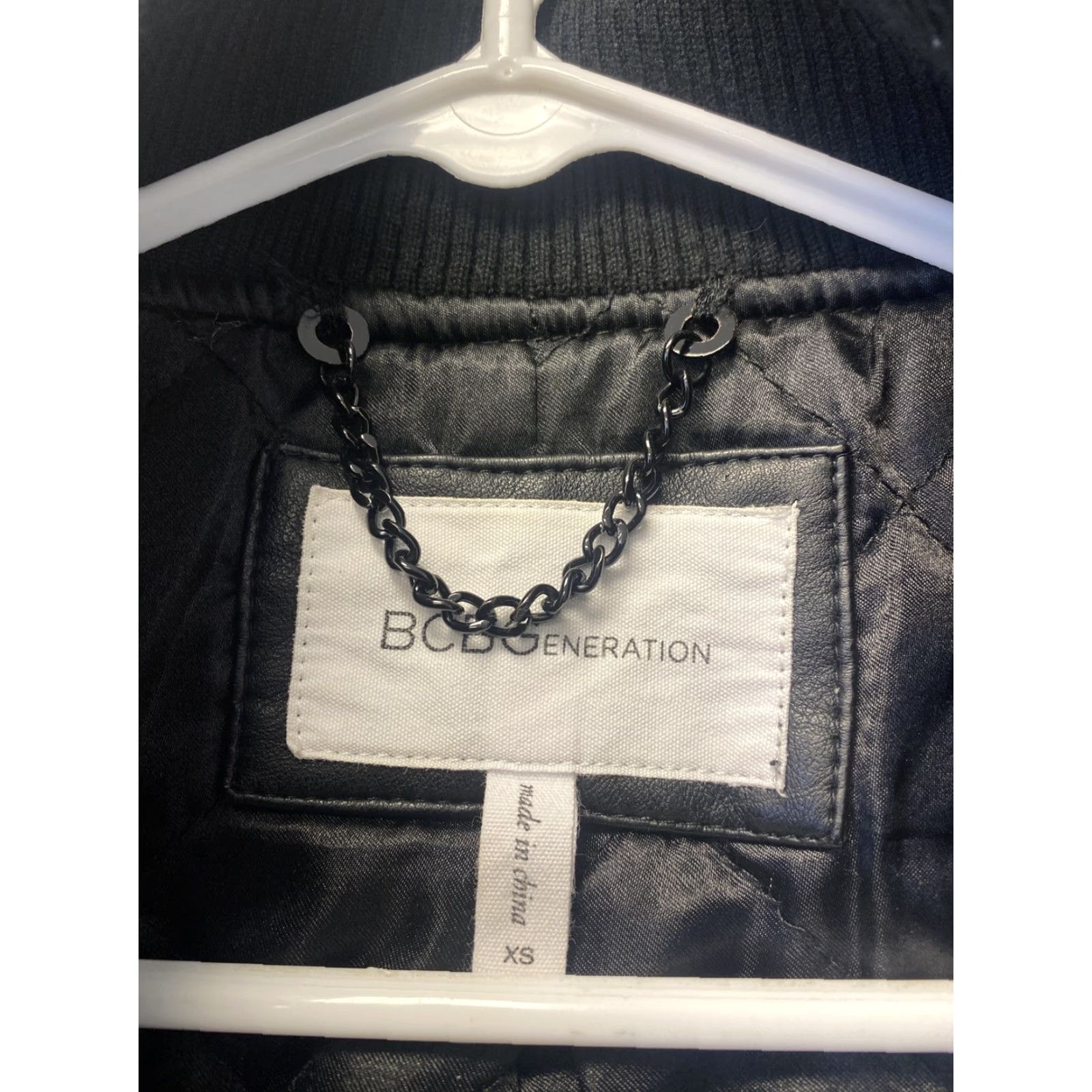 BCBGeneration VINTAGE BCBGeneration Wool Faux Leather Letterman Bomber Jacket XS Burgundy/Black Womens Size XS / US 0-2 / IT 36-38 - 4 Thumbnail