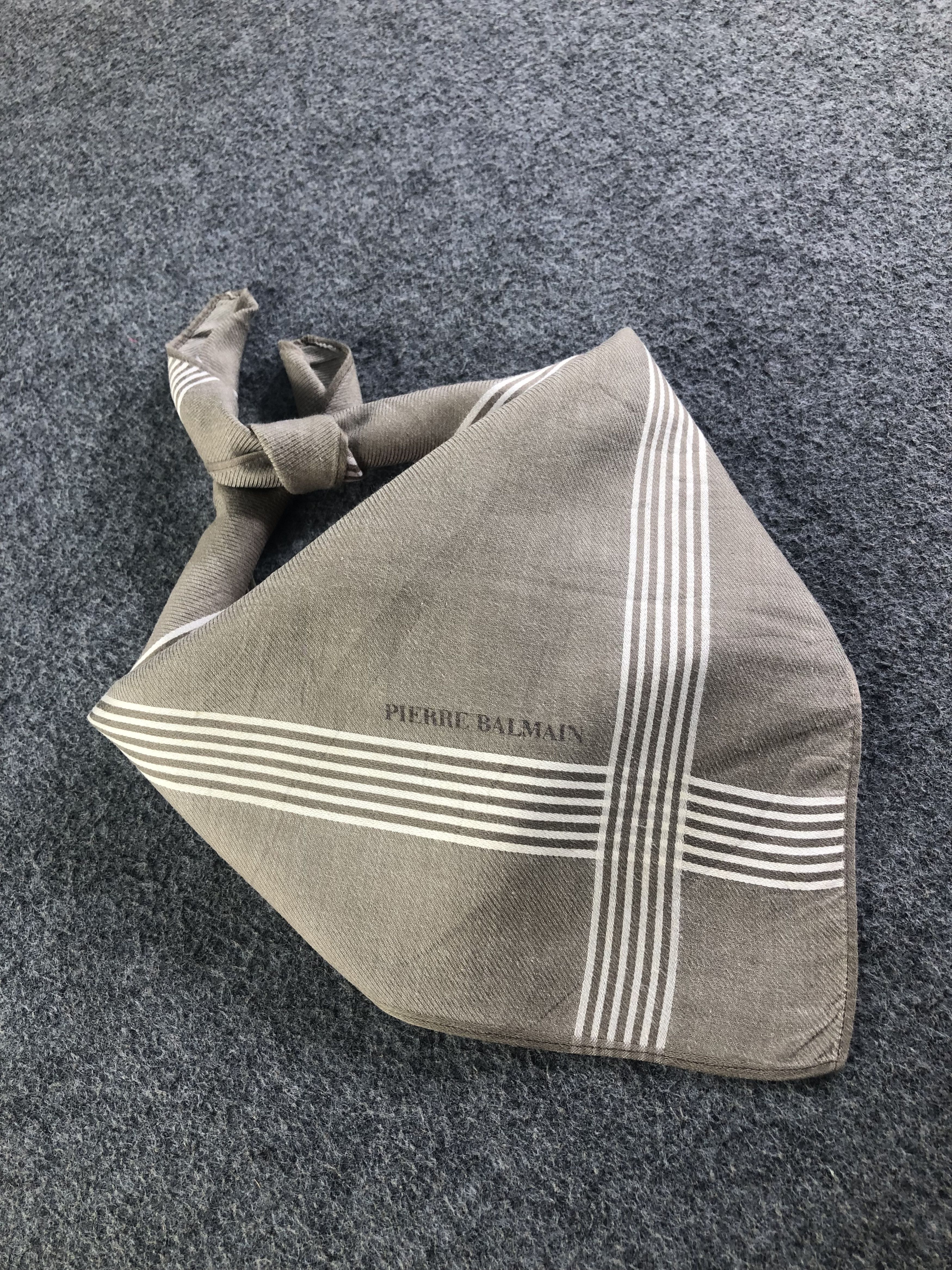 Pierre Balmain Pierre Balmain Handkerchief / Bandana / Neckerchief C472 Size ONE SIZE - 2 Thumbnail