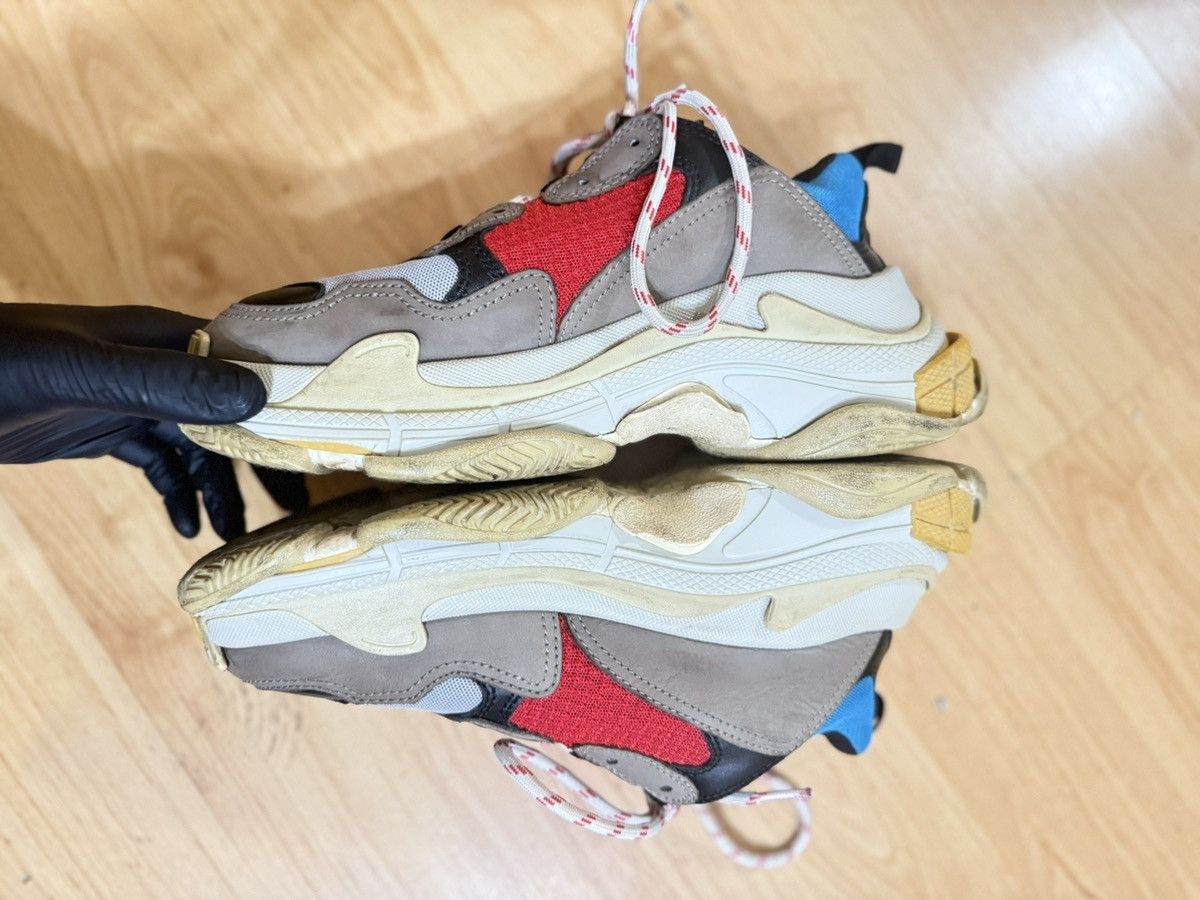 Balenciaga 2018 Balenciaga triple s grey red blue Size US 6.5 / EU 39-40 - 5 Thumbnail