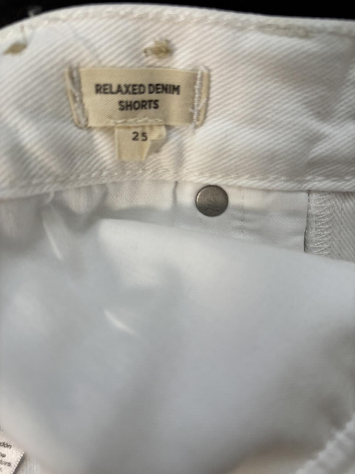Madewell White Denim Cutoff Shorts with Frayed Hem 25 Size 30" / US 8 / IT 44 - 6 Thumbnail