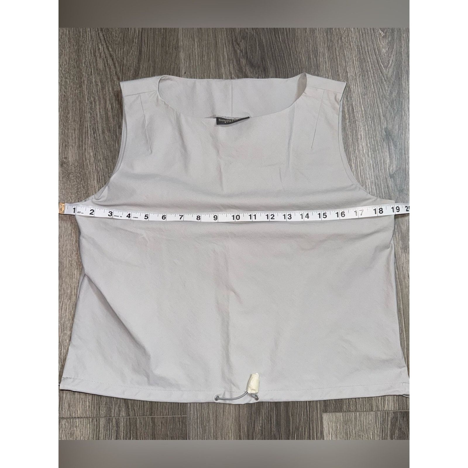 Banana Republic Banana Republic Light Grey Stretch Crop Top Size Small NWT Size S / US 4 / IT 40 - 7 Thumbnail