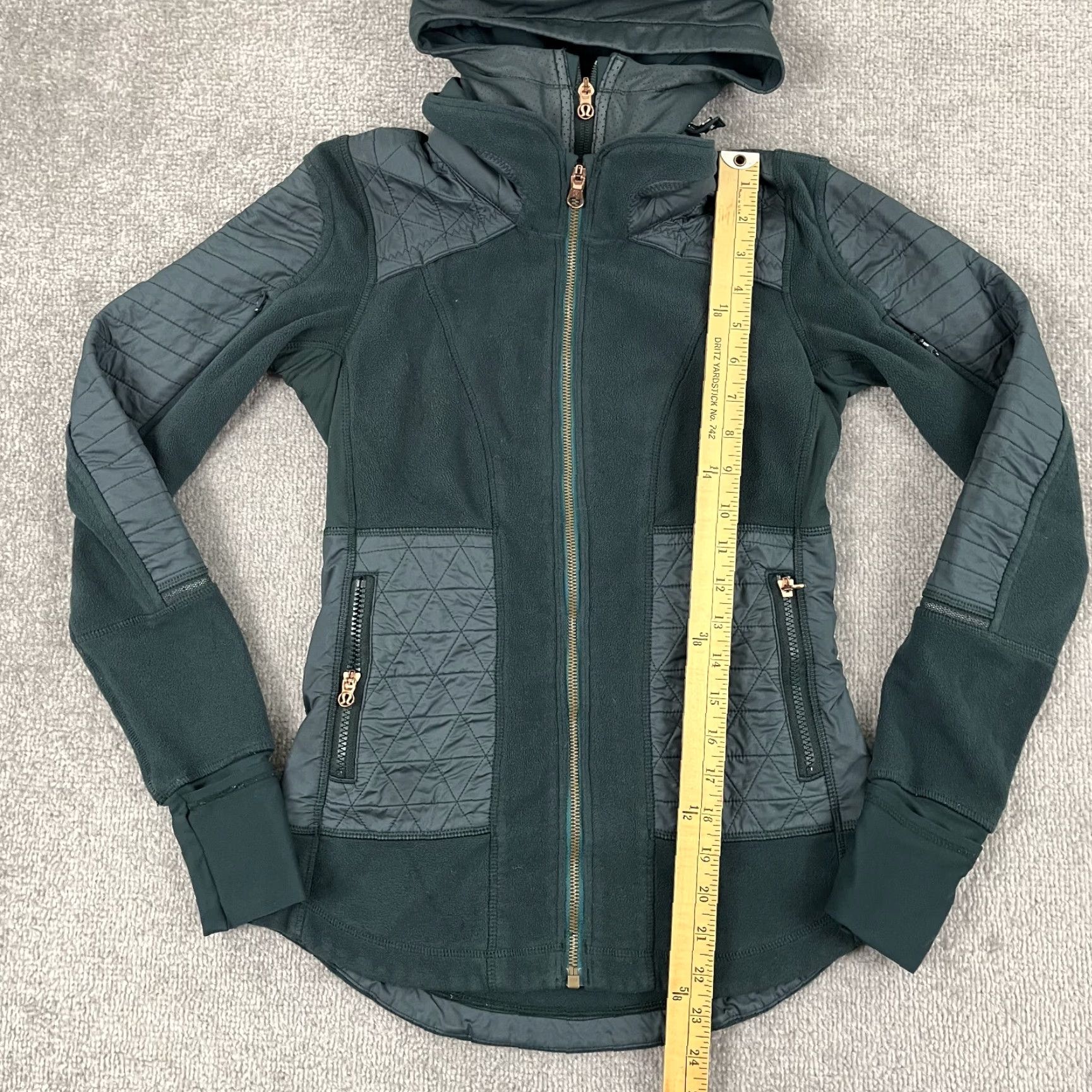 Lululemon Lululemon Fleecy Keen Jacket Womens Size 2 Green Quilted Fleece Hooded Utility Jacket Size XS / US 0-2 / IT 36-38 - 5 Thumbnail