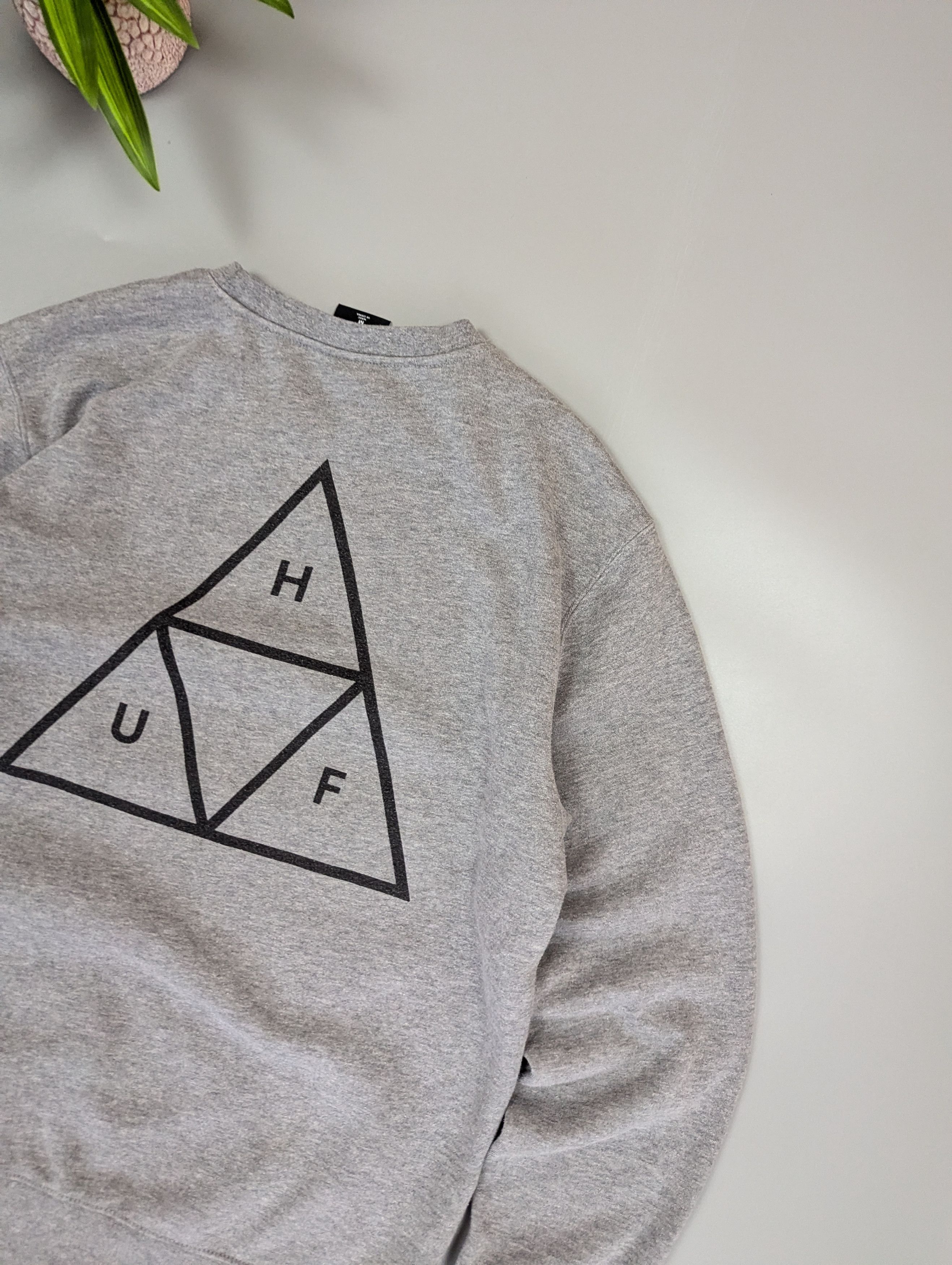 Huf HUF Essentials Triple Triangle Crewneck Sweatshirt Gray Sz S Size US M / EU 48-50 / 2 - 4 Thumbnail