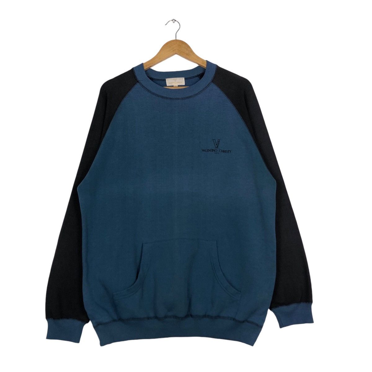 Designer × Japanese Brand × Vintage Vintage Valentino Christy Sweatshirt 90s Designer Large #A1 Size US L / EU 52-54 / 3 - 1 Thumbnail