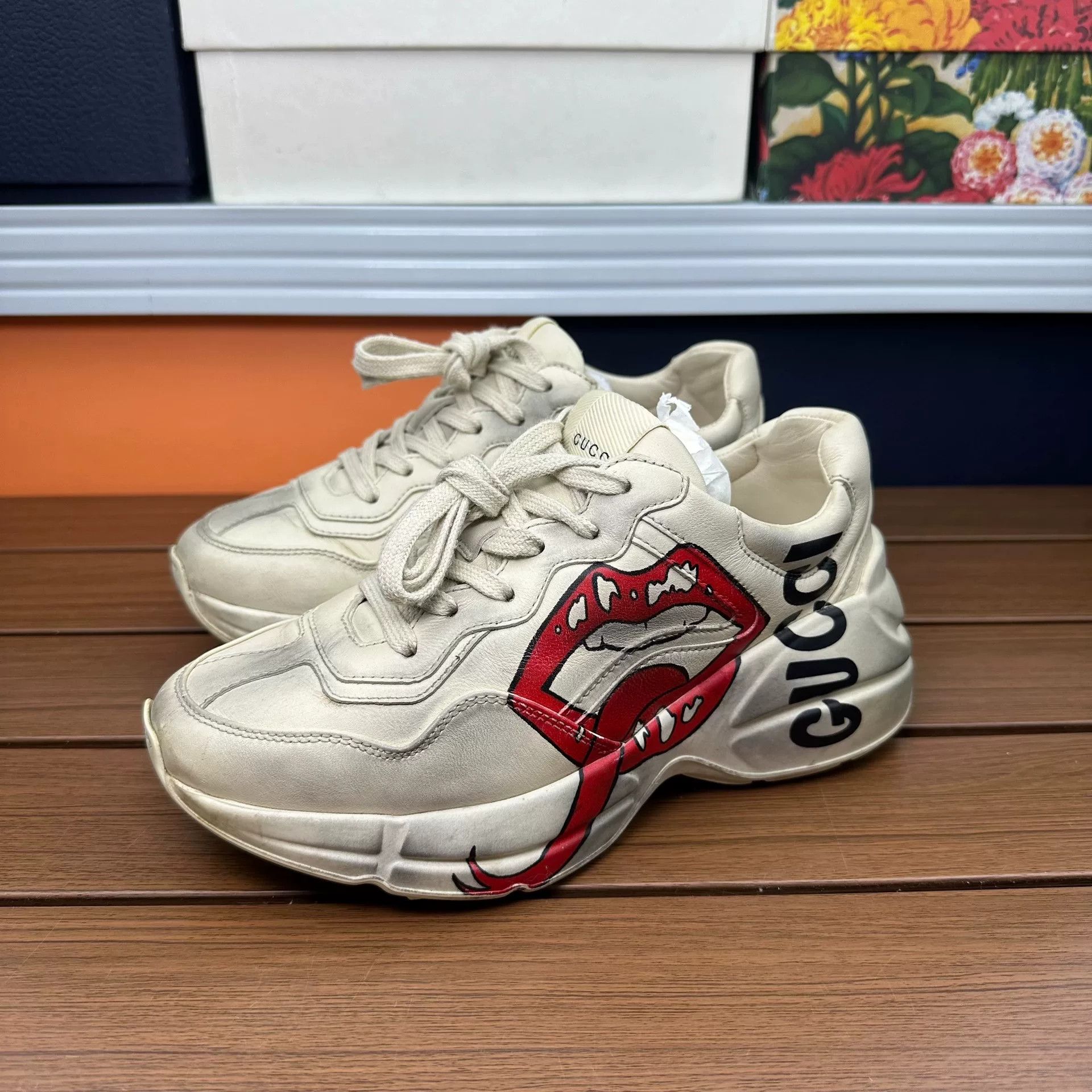 Gucci Gucci Printed Lowtop Sneakers it_34 Women Size US 4 / IT 34 - 1 Thumbnail