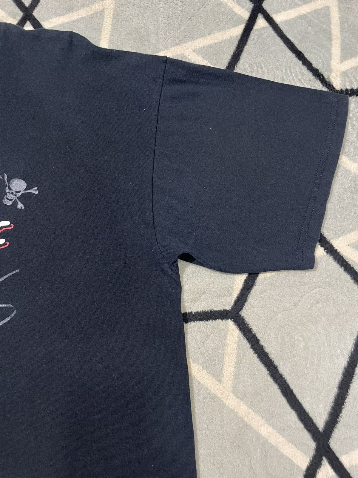 Band Tees × Vintage VINTAGE Y2K MOTLEY CRUE T SHIRT Size US XL / EU 56 / 4 - 5 Thumbnail