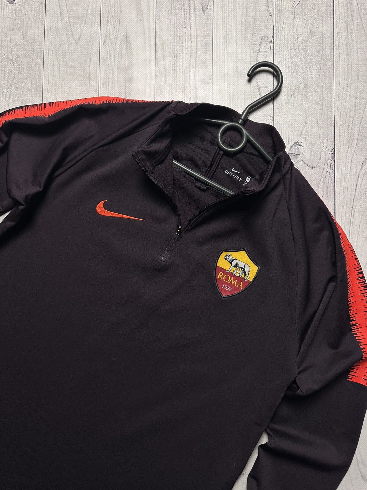 Nike Vintage Nike AS Roma soccer track jacket size M logo Size US M / EU 48-50 / 2 - 2 Thumbnail