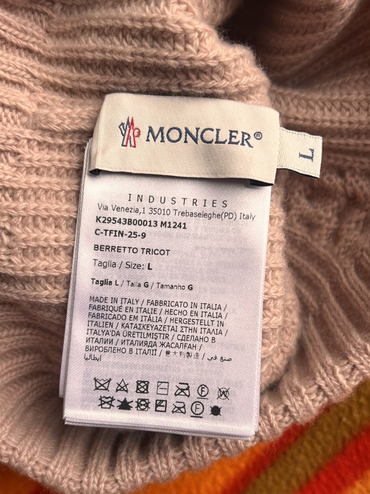 Moncler Moncler Berrett Tricot Mohair Pom Pom Beanie Pink braid wool Size ONE SIZE - 19 Thumbnail