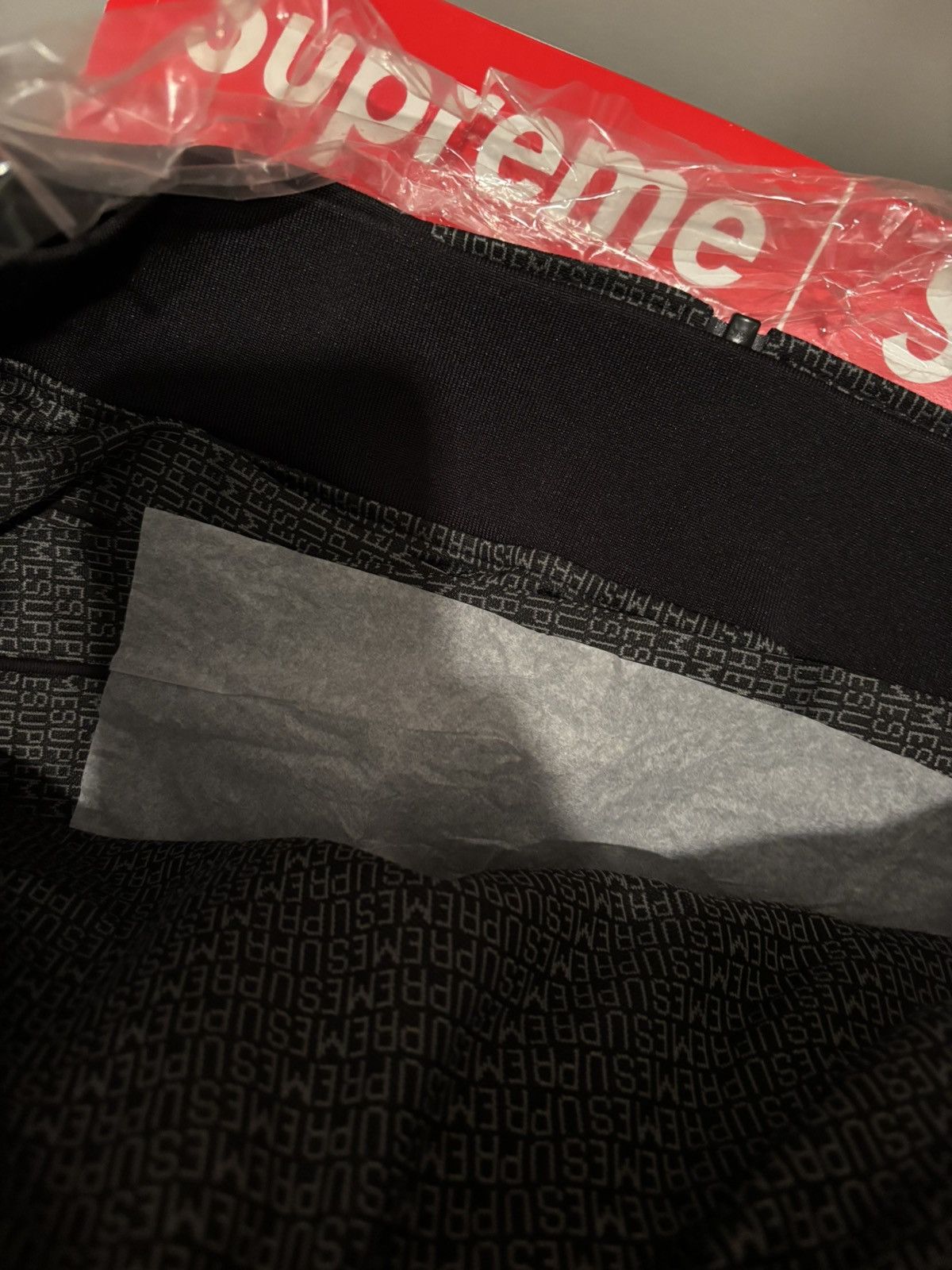Supreme SUPREME Repeat Track Jacket Large Black SS22 new Size US L / EU 52-54 / 3 - 4 Thumbnail