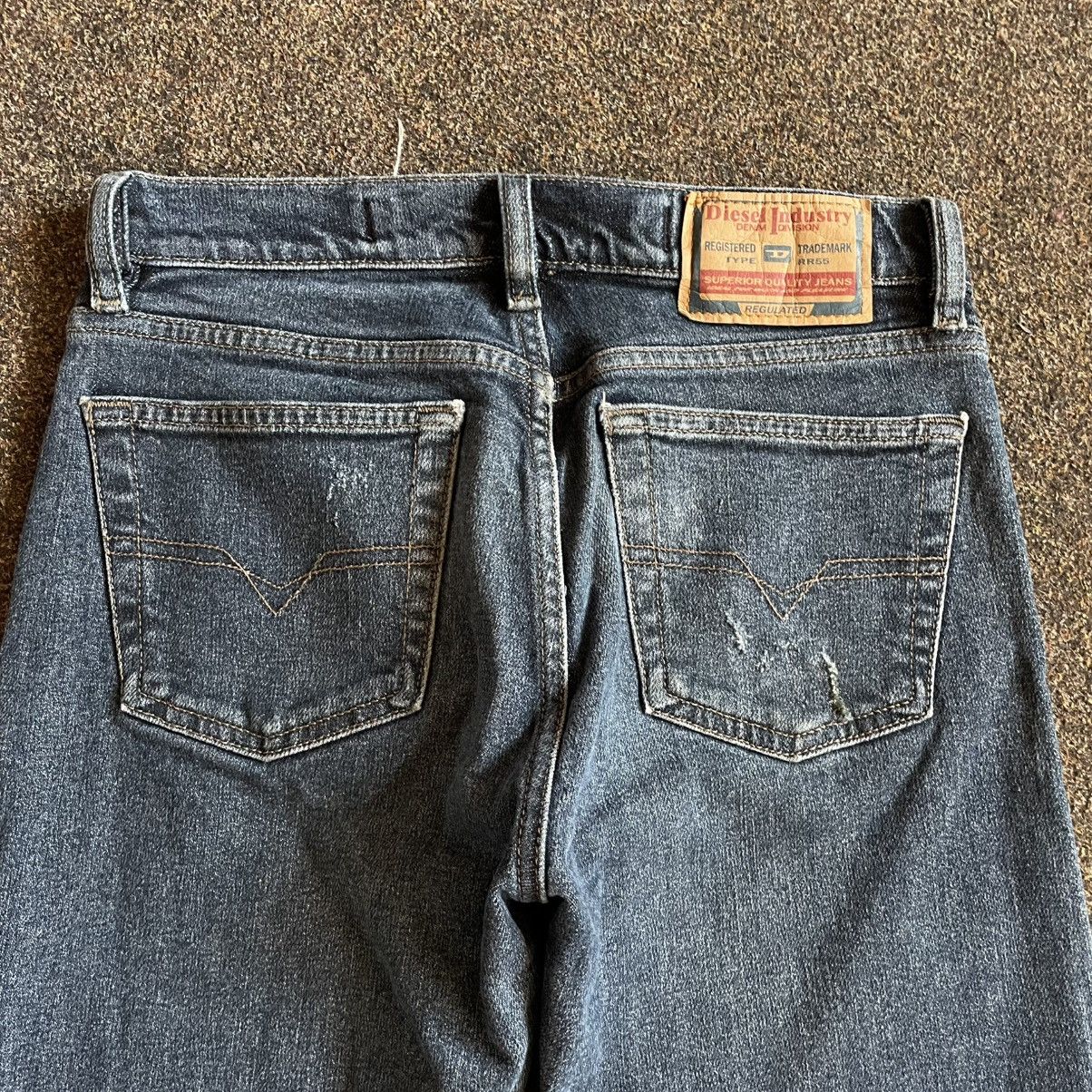 Vintage Vintage Y2K Diesel Jeans Thrashed Faded Grunge Skate Logo 26 Size 26" / US 2 / IT 38 - 6 Thumbnail