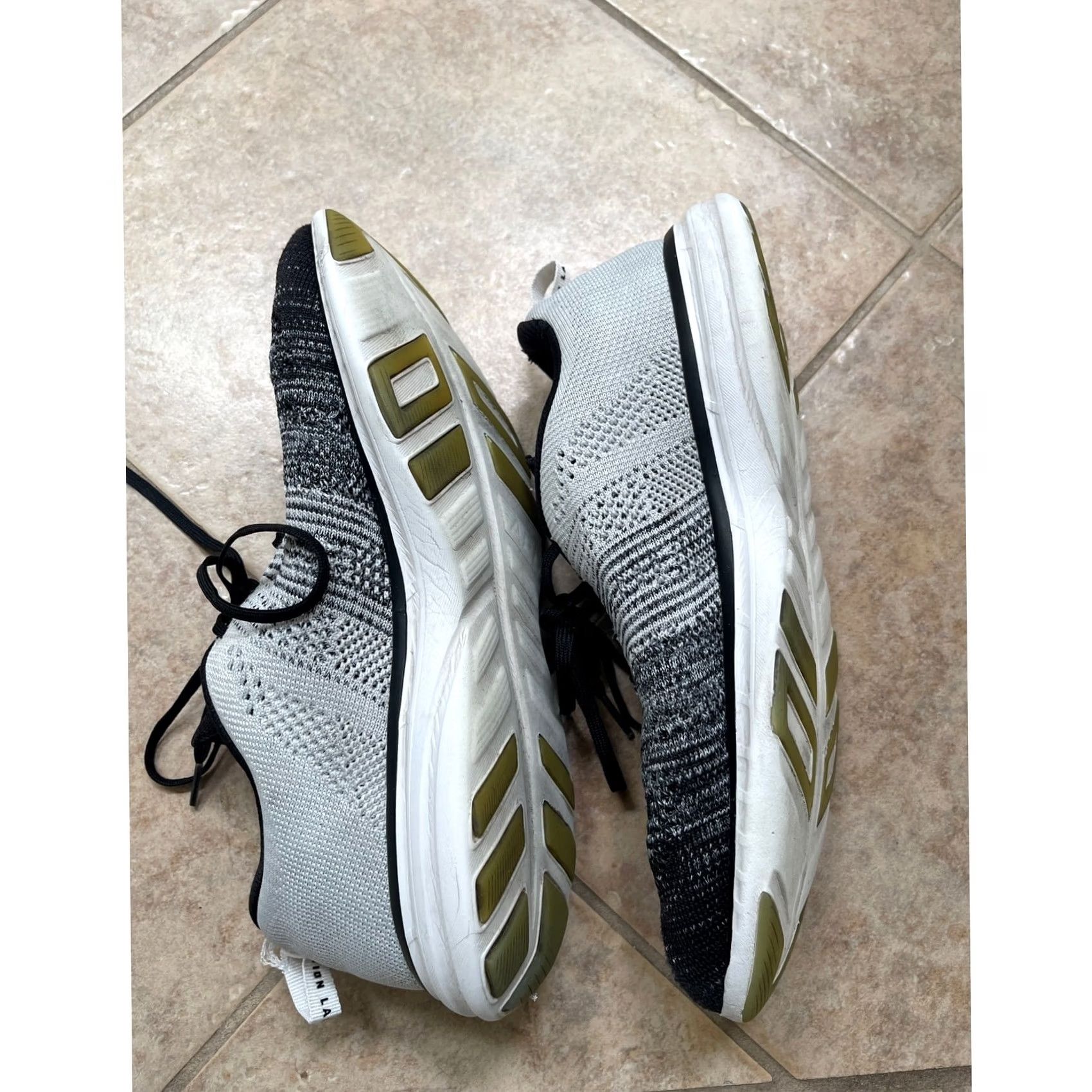 Athletic Propulsion Labs APL Athletic Propulsion Labs Techloom Sneakers Black White Size Men's 11 Sneakers Size US 11 / EU 44 - 3 Thumbnail
