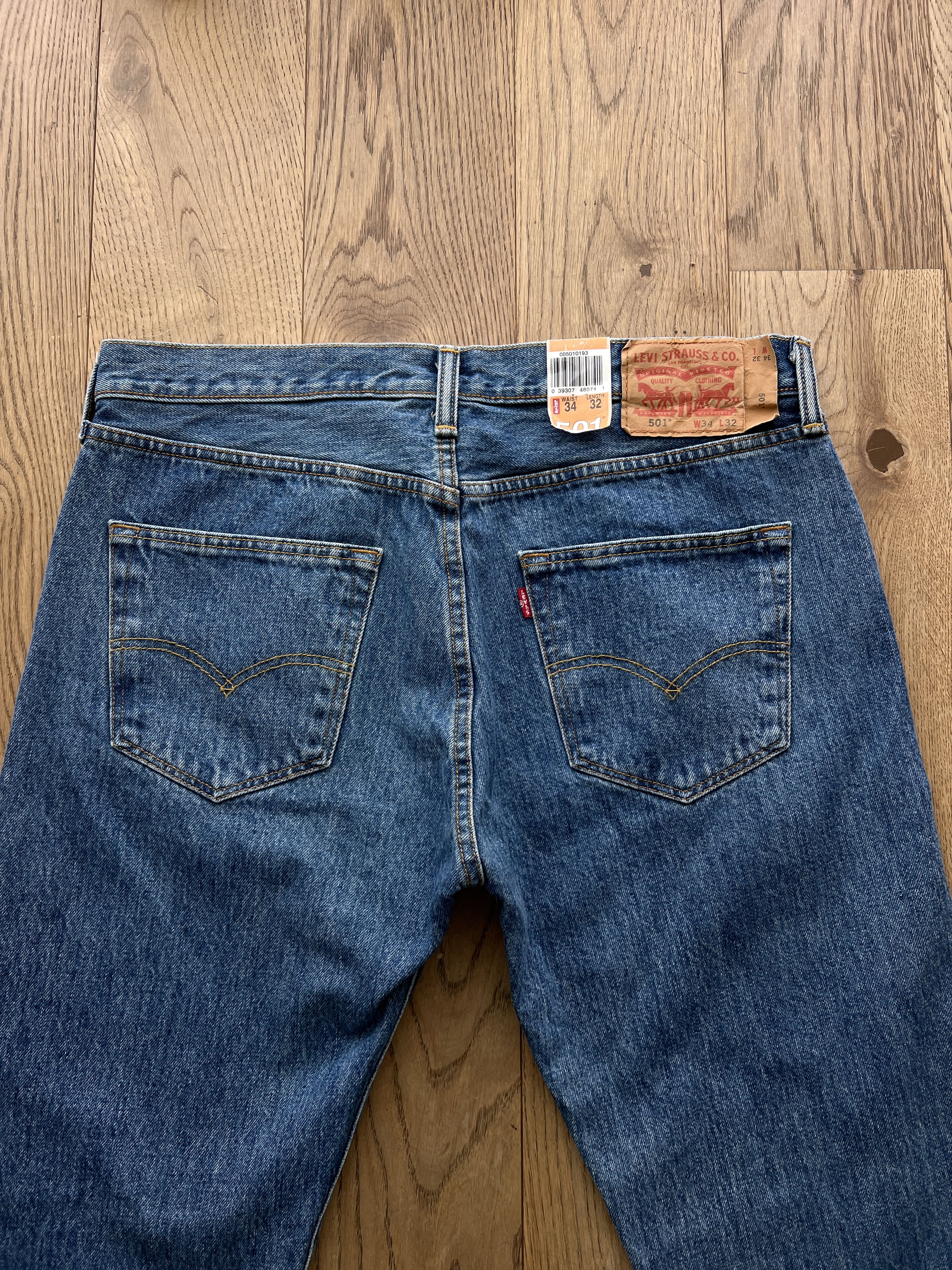Levi's New! Levis 501 croped retro navy blue y2k denim vintage boxy Size US 34 / EU 50 - 6 Thumbnail