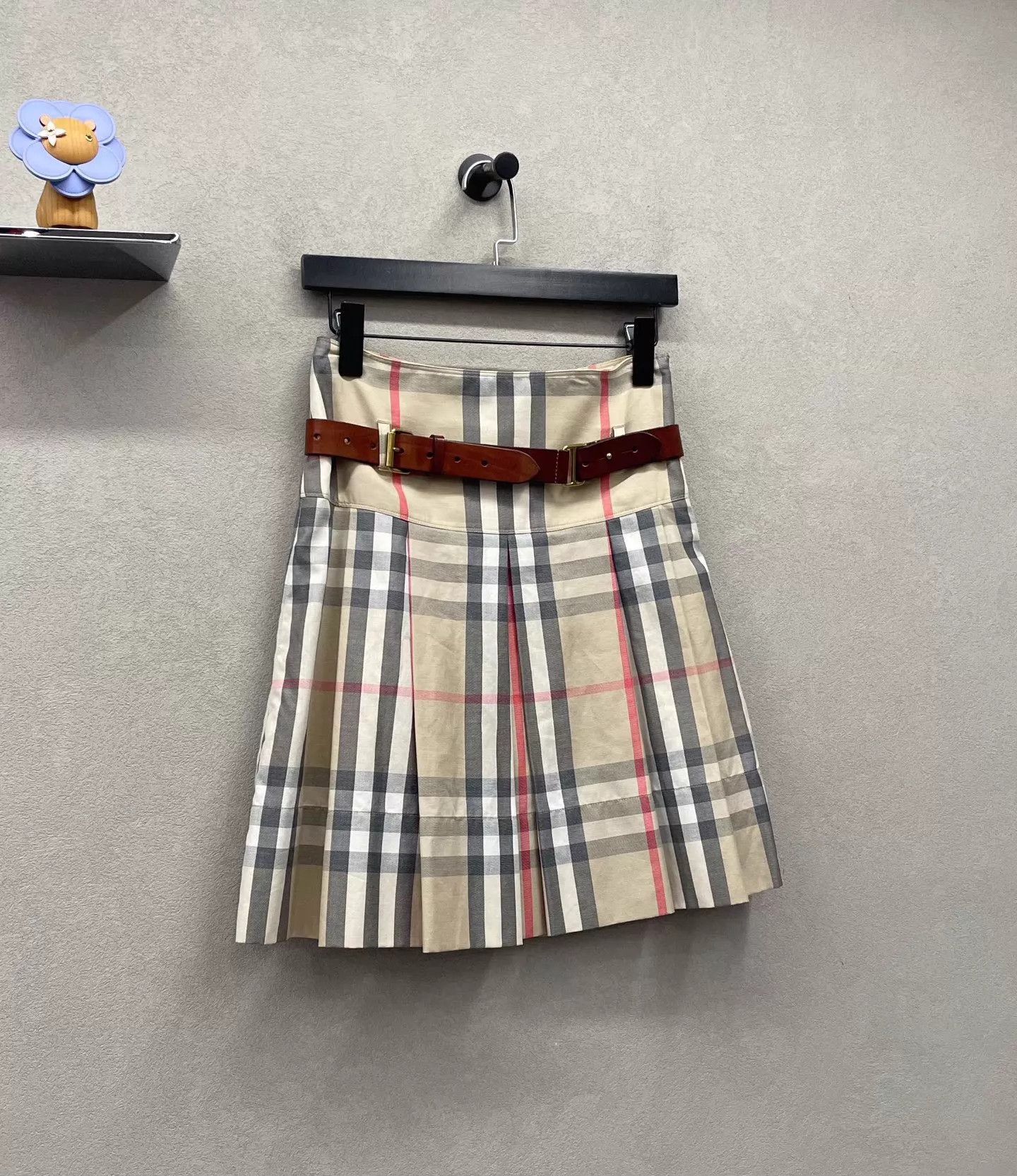 Burberry Burberry Women's Check Pleated Mini Skirt 34 Size 24" / US 00 / IT 34 - 3 Thumbnail