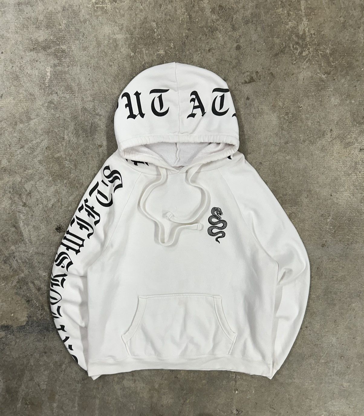 Band Tees Crazy Y2K Taylor Swift Reputation Serpent Tour Band Hoodie Size US M / EU 48-50 / 2 - 1 Thumbnail