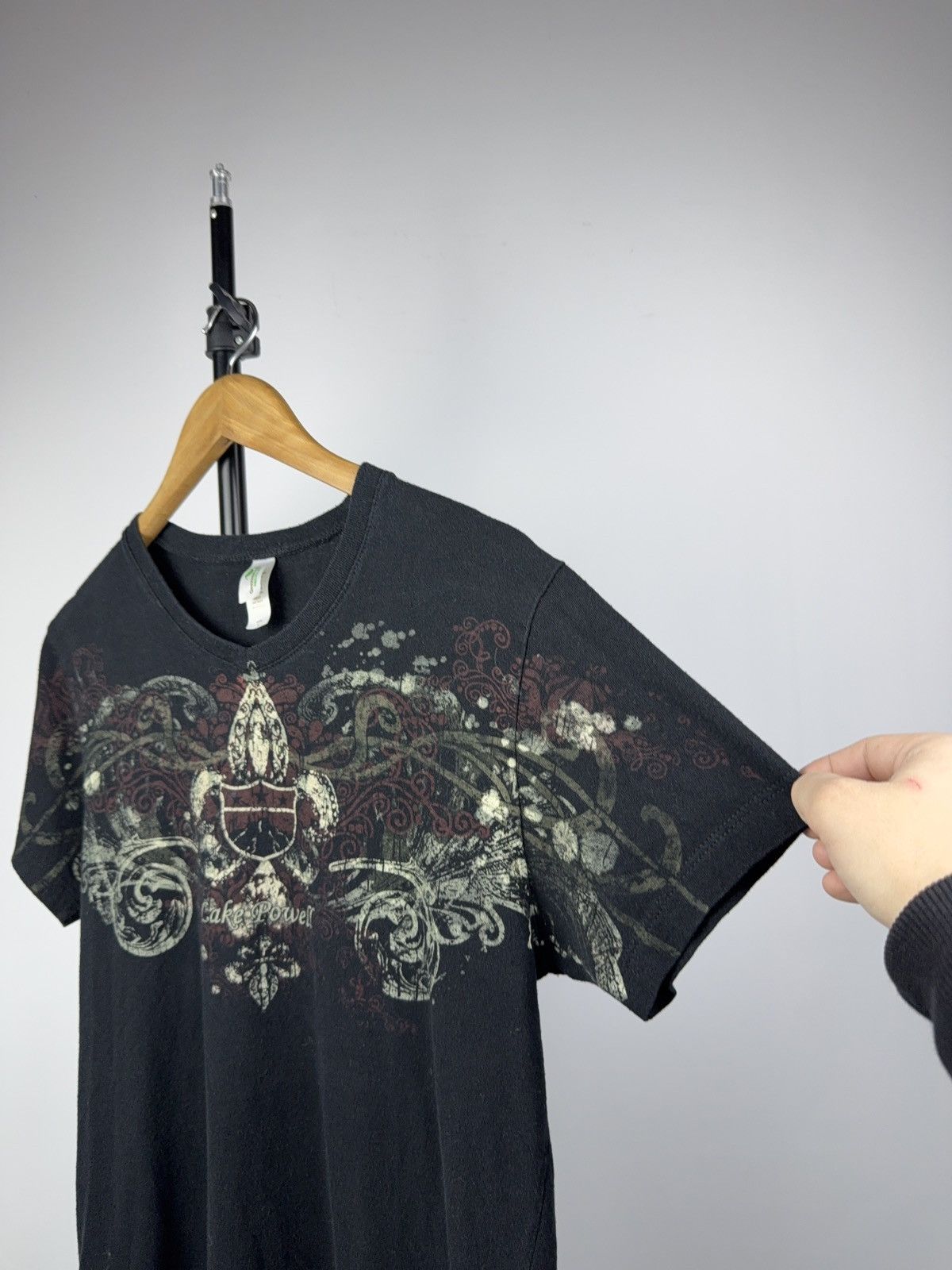Vintage Vintage 90s Metal Punk Lake Powell Gothic Fleur-de-Lis Tee Size US S / EU 44-46 / 1 - 4 Thumbnail