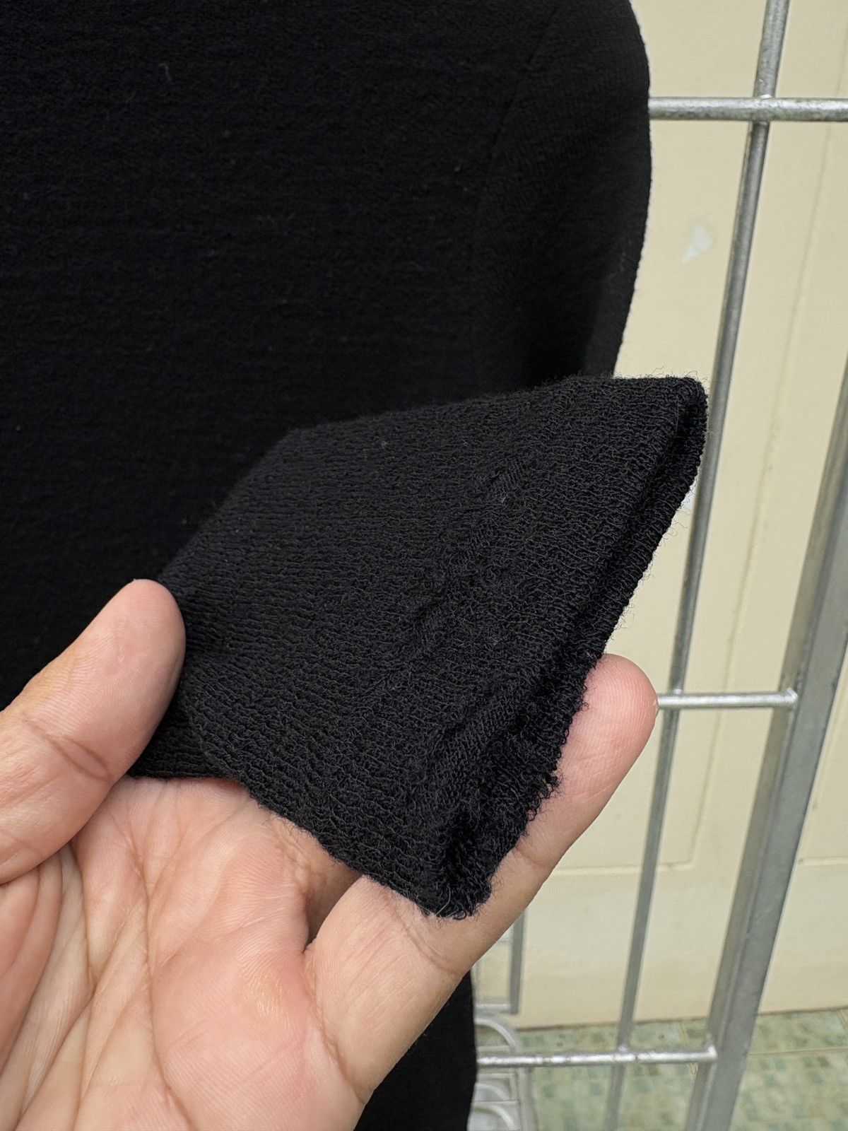 Yohji Yamamoto Yohji Yamamoto turtleneck long sleeves sweater Size M / US 6-8 / IT 42-44 - 14 Thumbnail