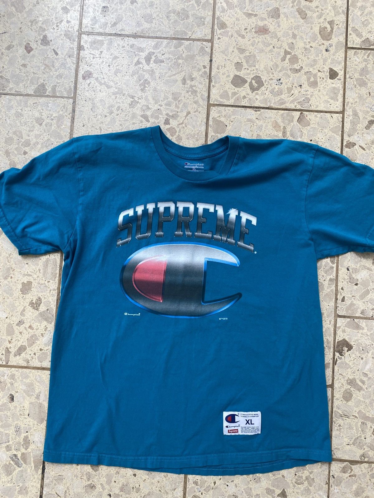 Supreme Supreme X Champion tee ss19 Size US XL / EU 56 / 4 - 1 Thumbnail