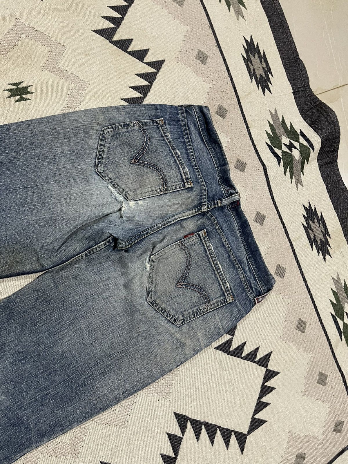 Levi's Vintage Clothing 2000s LEVIS REDLOOP JAPAN DISTRESSED FLARE JEANS RARE Size 28" / US 6 / IT 42 - 17 Thumbnail