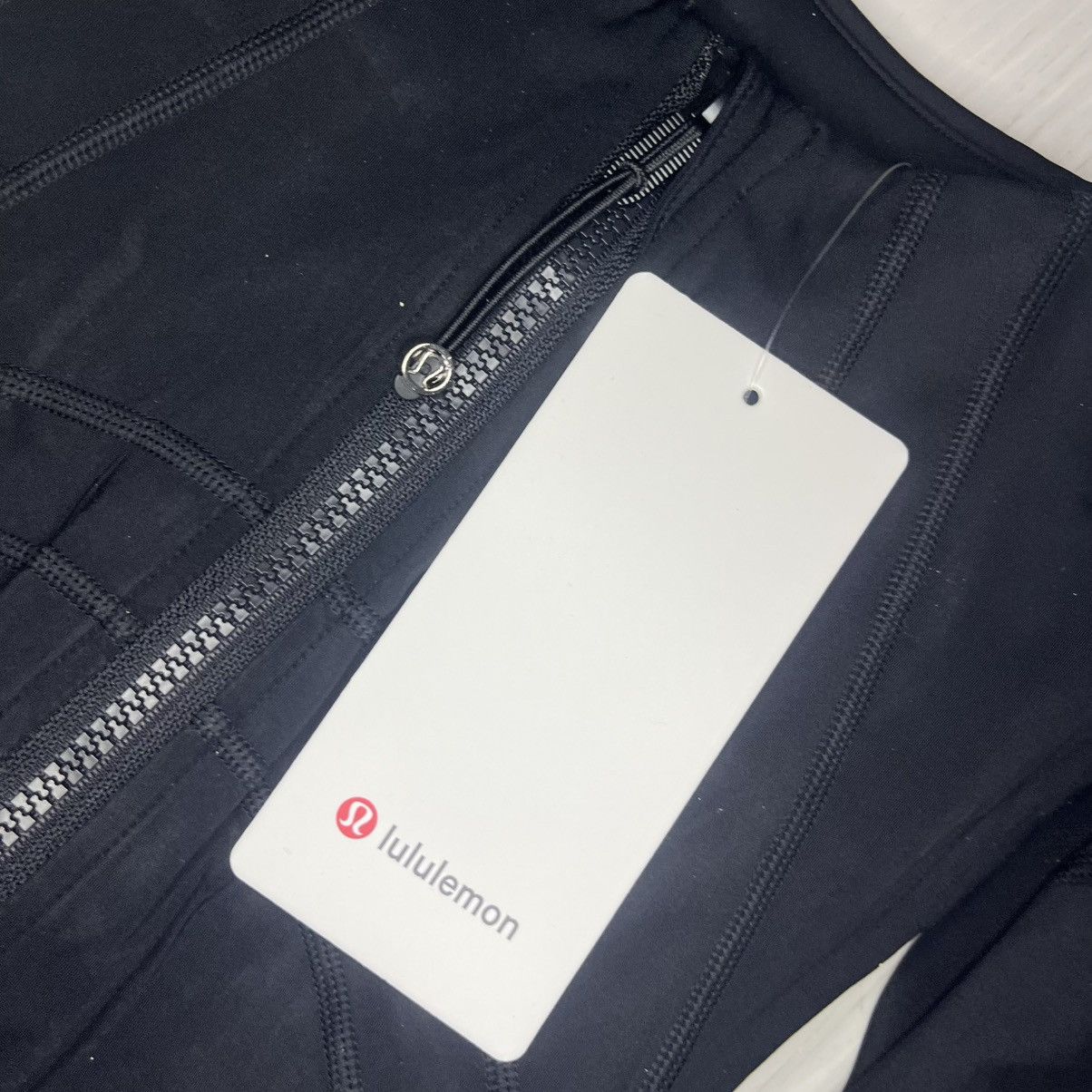 Lululemon Deep Coal Lululemon Define Jacket and Flare Leggings Set Size 27" / US 4 / IT 40 - 3 Thumbnail