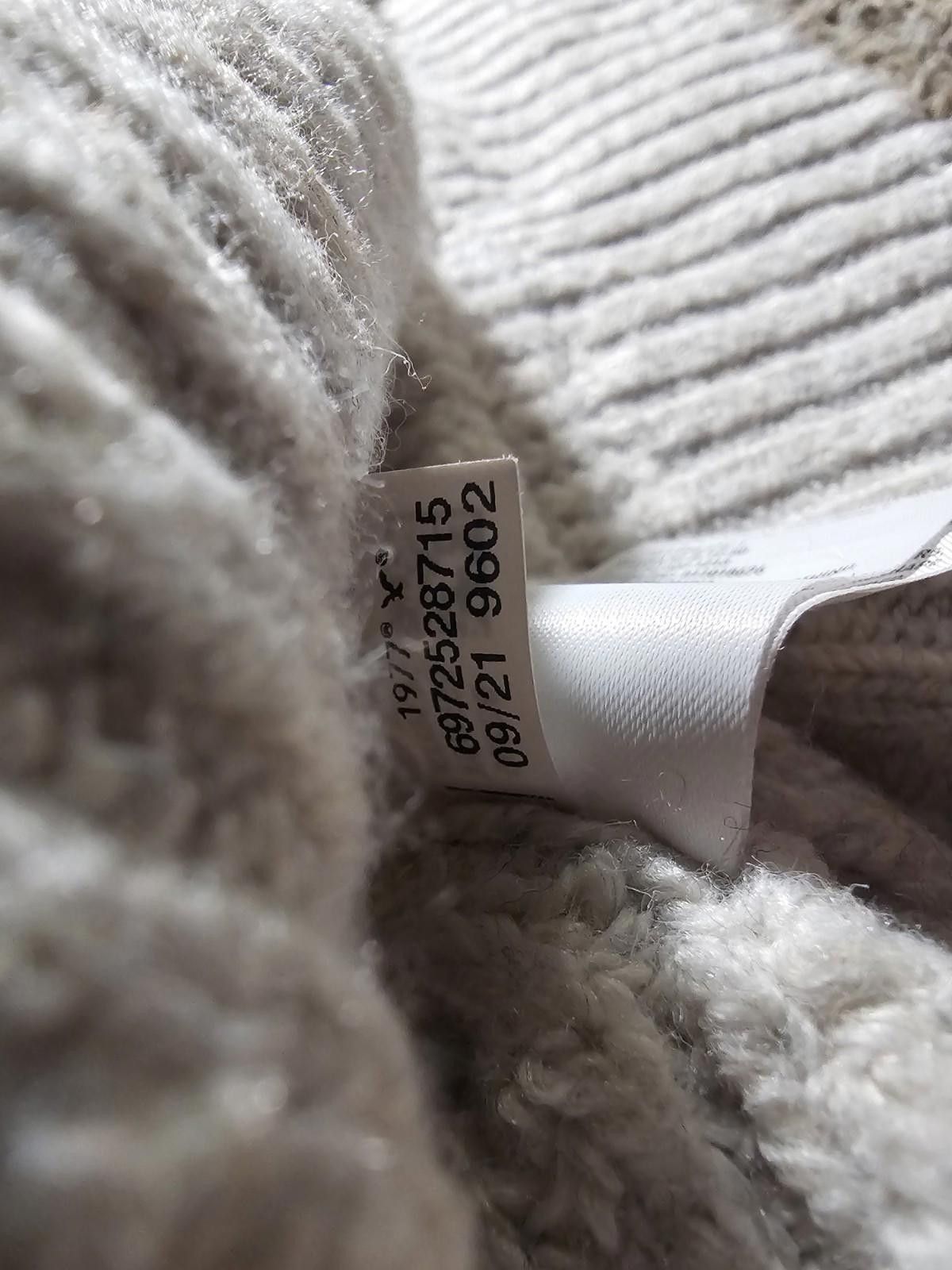 American Eagle Outfitters American Eagle Hoodie Thick Knit Beige Cream XS Super Soft Size US XS / EU 42 / 0 - 9 Thumbnail
