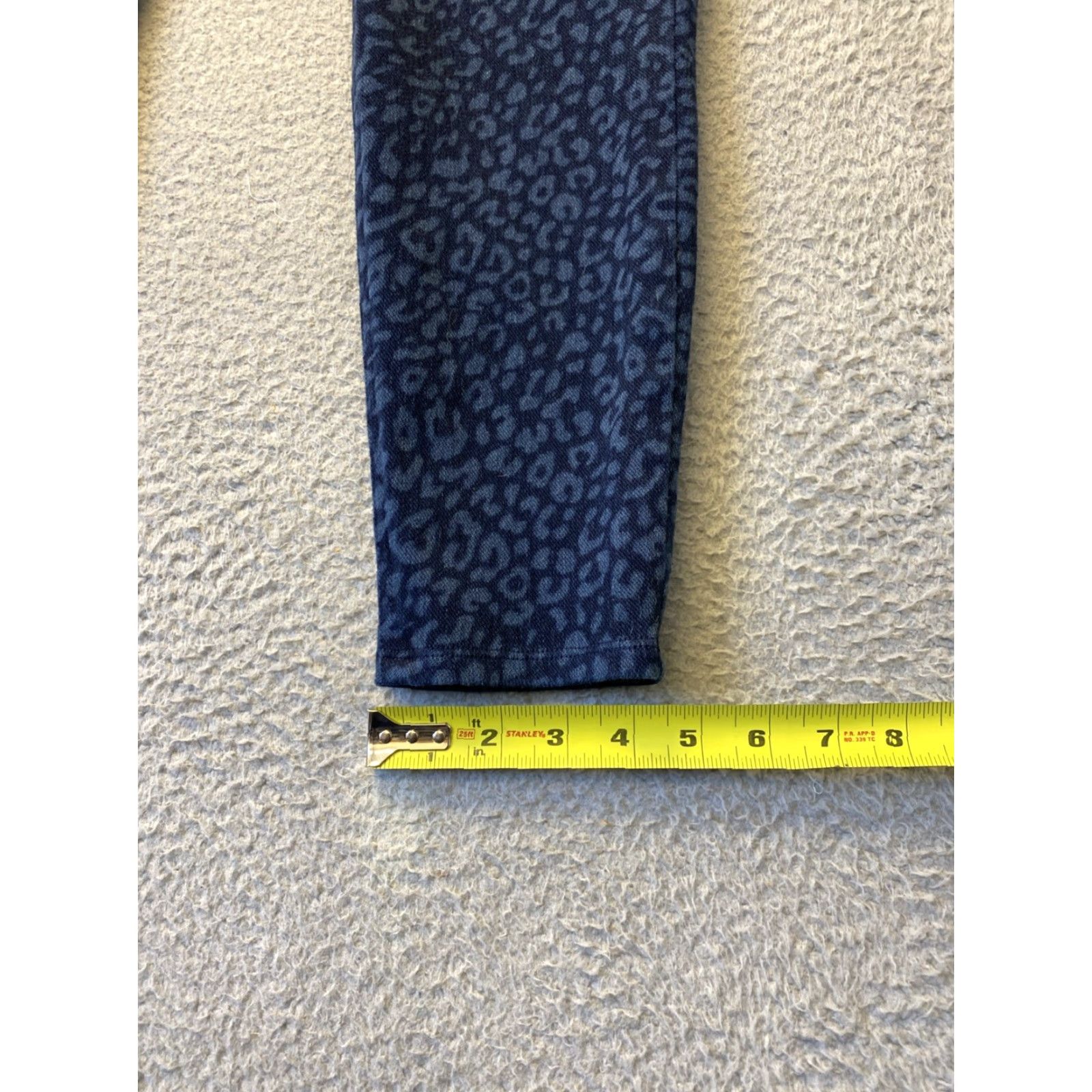 Spanx SPANX Jeans Shirt? No—Corrected: SPANX Denim Skinny Jeans Pull On Women XL Ankle Blue 28in Inseam High Rise Stretch Pockets 159-29 Denim Vintage? No Size 28" / US 6 / IT 42 - 6 Thumbnail