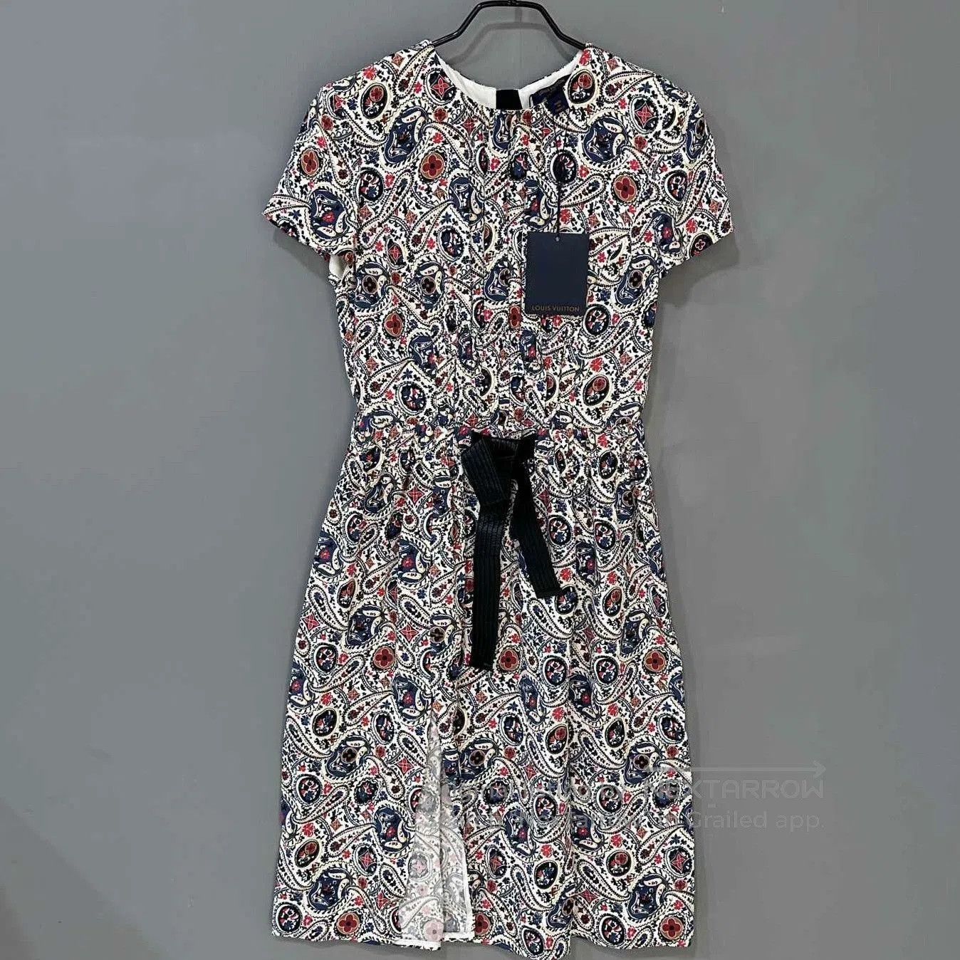 Louis Vuitton Louis Vuitton Floral Silk Dress. Size XXS / US 00 / IT 34 - 1 Thumbnail