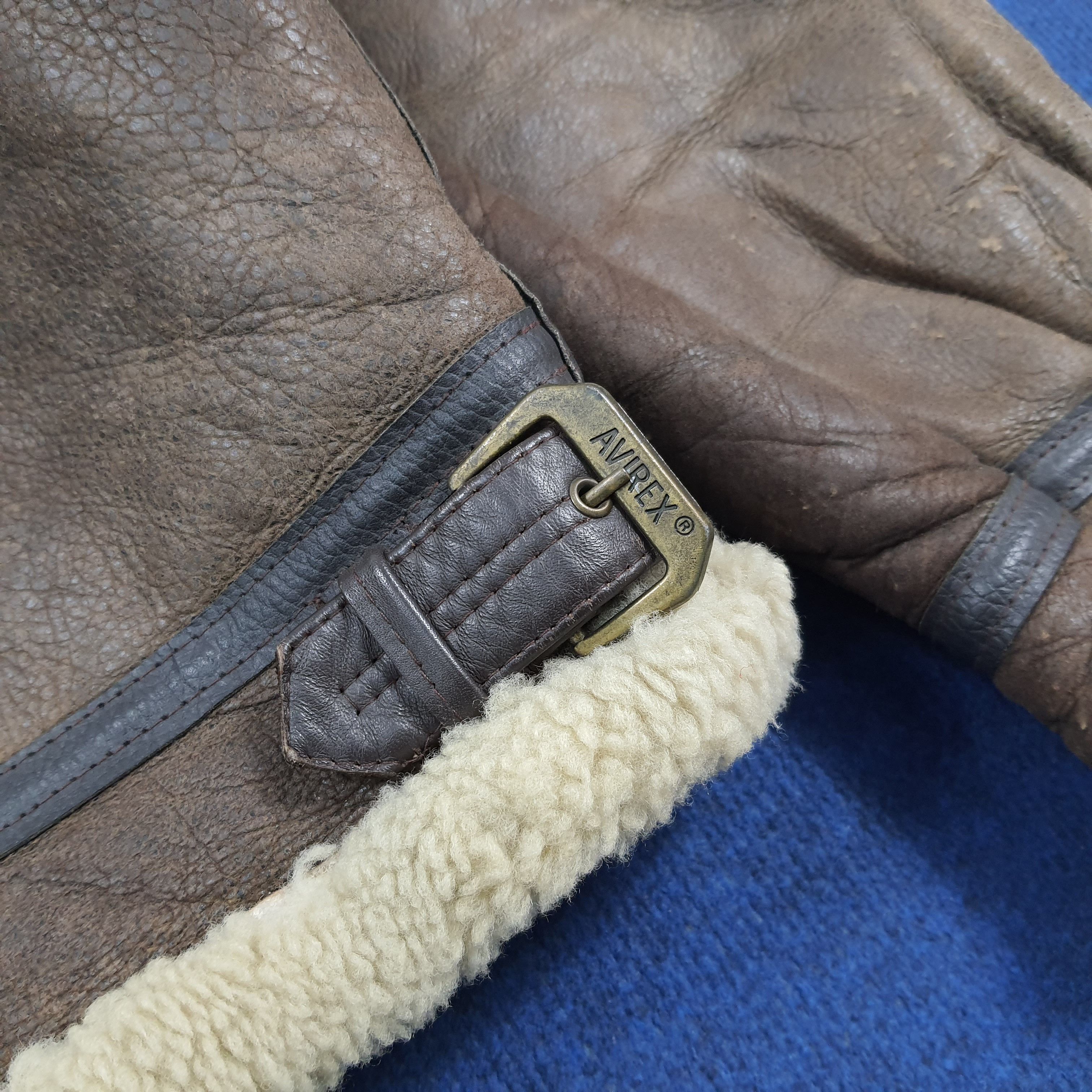 Avirex 90s Avirex Jacket Sheepskin Shearling Flight Leather C303N10 Size US M / EU 48-50 / 2 - 3 Thumbnail