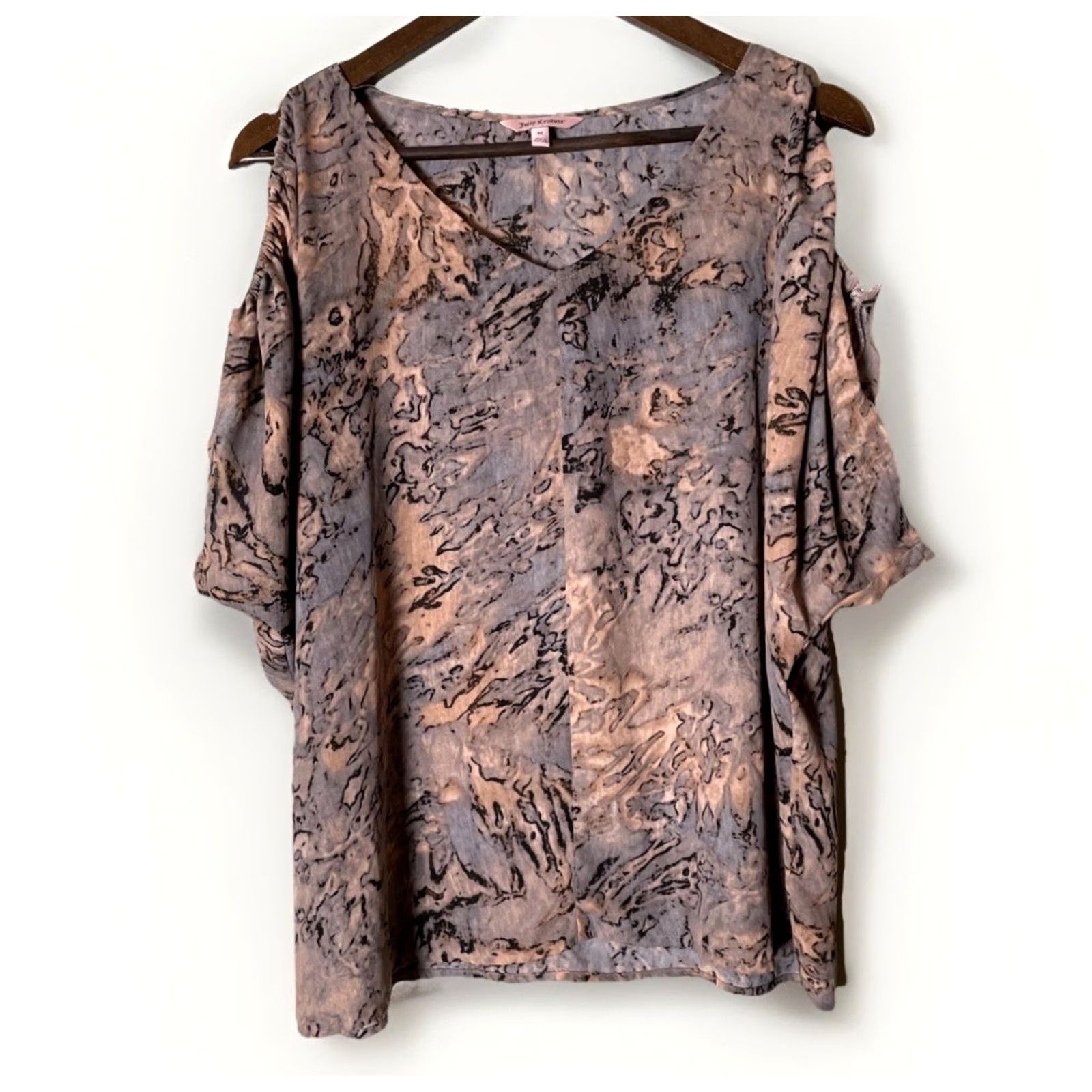 Juicy Couture Juicy Couture Blouse Womens M Multicolor Camouflage V-Neck Short Sleeve Pullover Casual Party/Cocktail Size M / US 6-8 / IT 42-44 - 2 Thumbnail