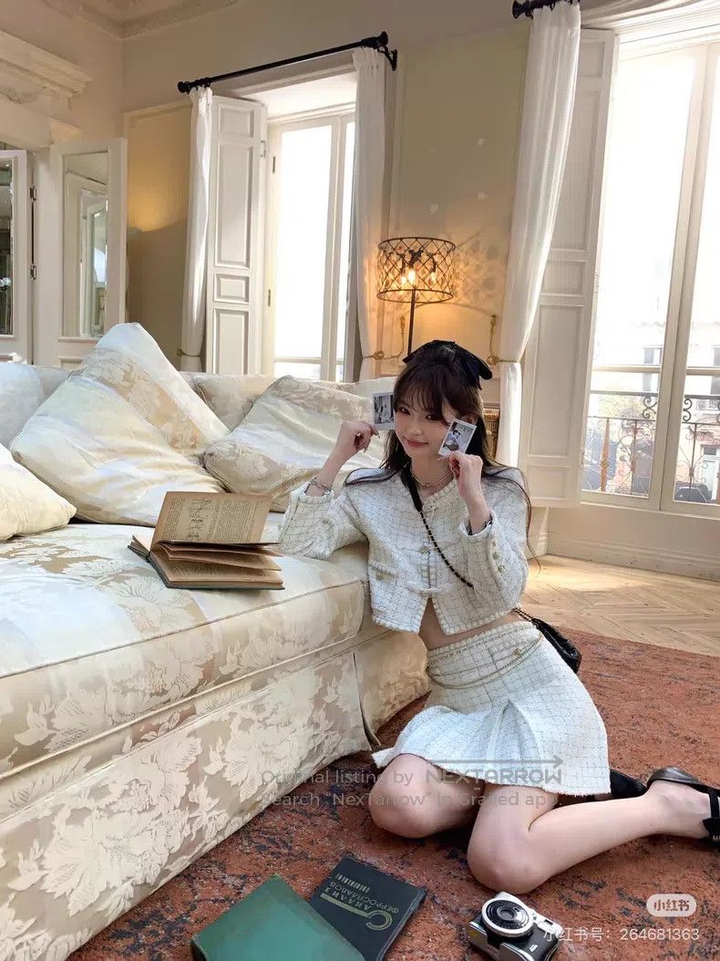 Chanel Chanel 25a Hangzhou series popular white buckle skirt Size 42" / US 20 - 7 Thumbnail