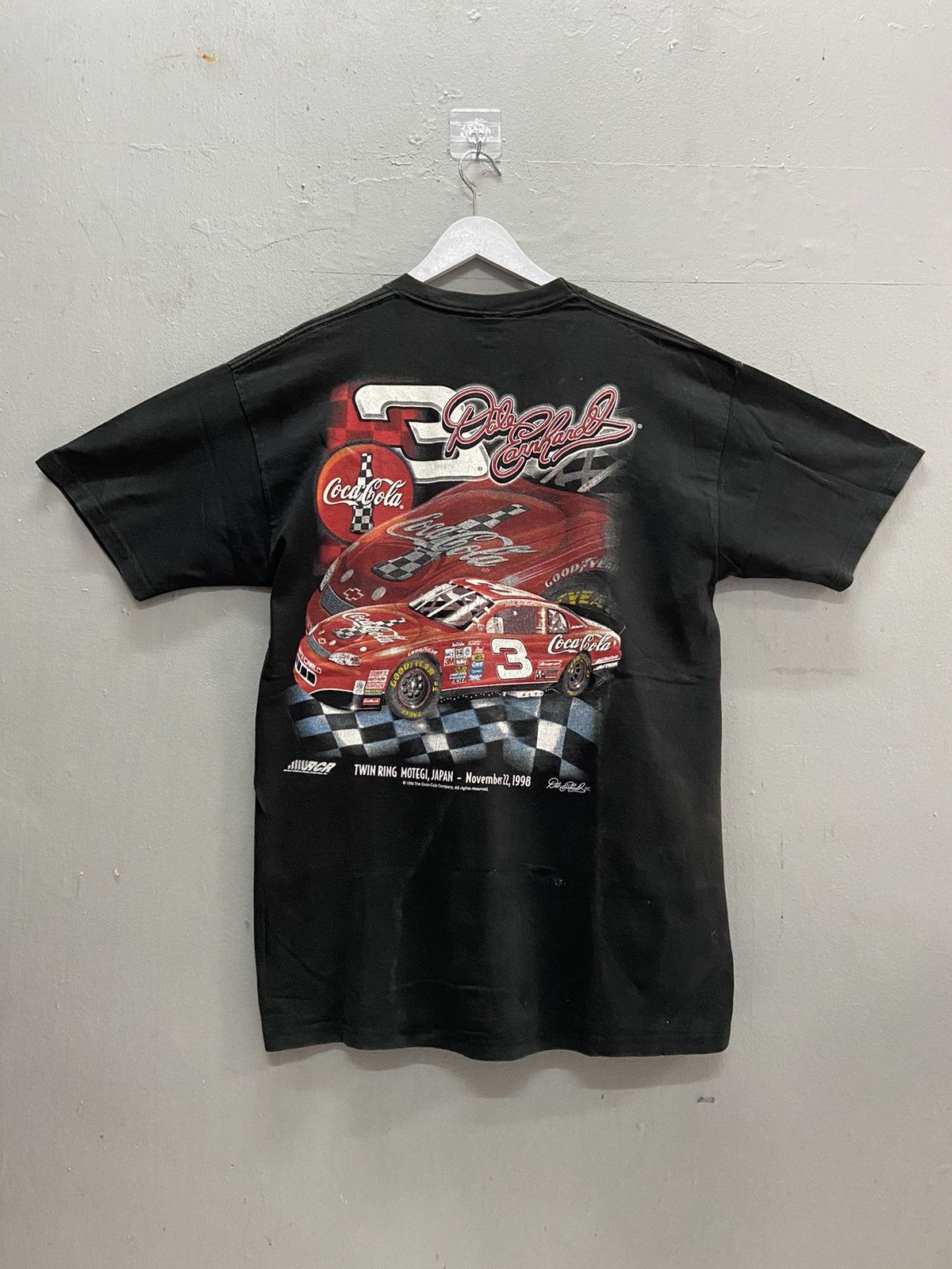 NASCAR VINTAGE DALE EARNHARDT #3 1998 JAPAN COCA-COLA TEE SHIRT Size US L / EU 52-54 / 3 - 1 Thumbnail
