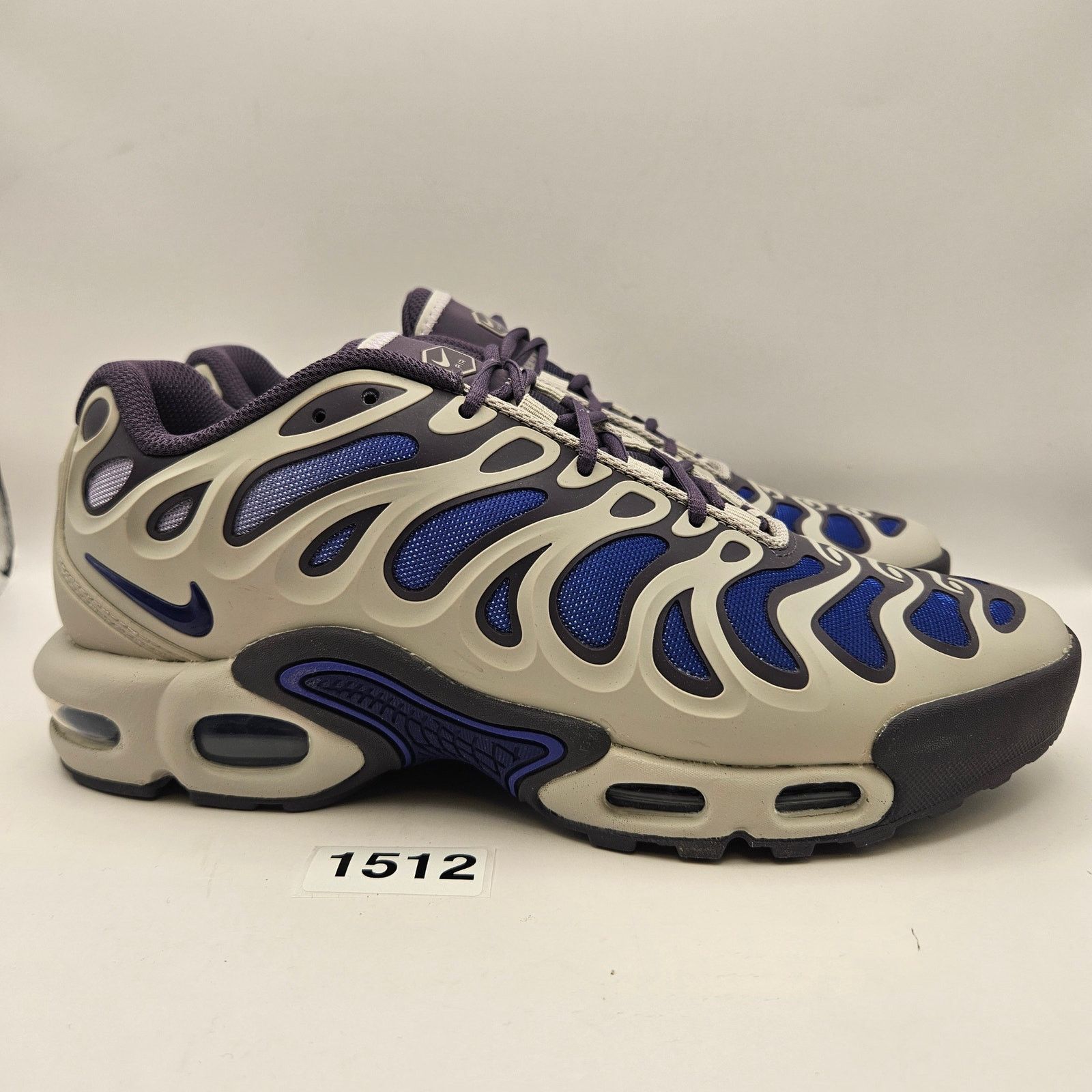 Nike NIKE MENS 8 AIR MAX PLUS DRIFT SHOES IRON ORE CONCORD Size US 8 / EU 41 - 4 Thumbnail