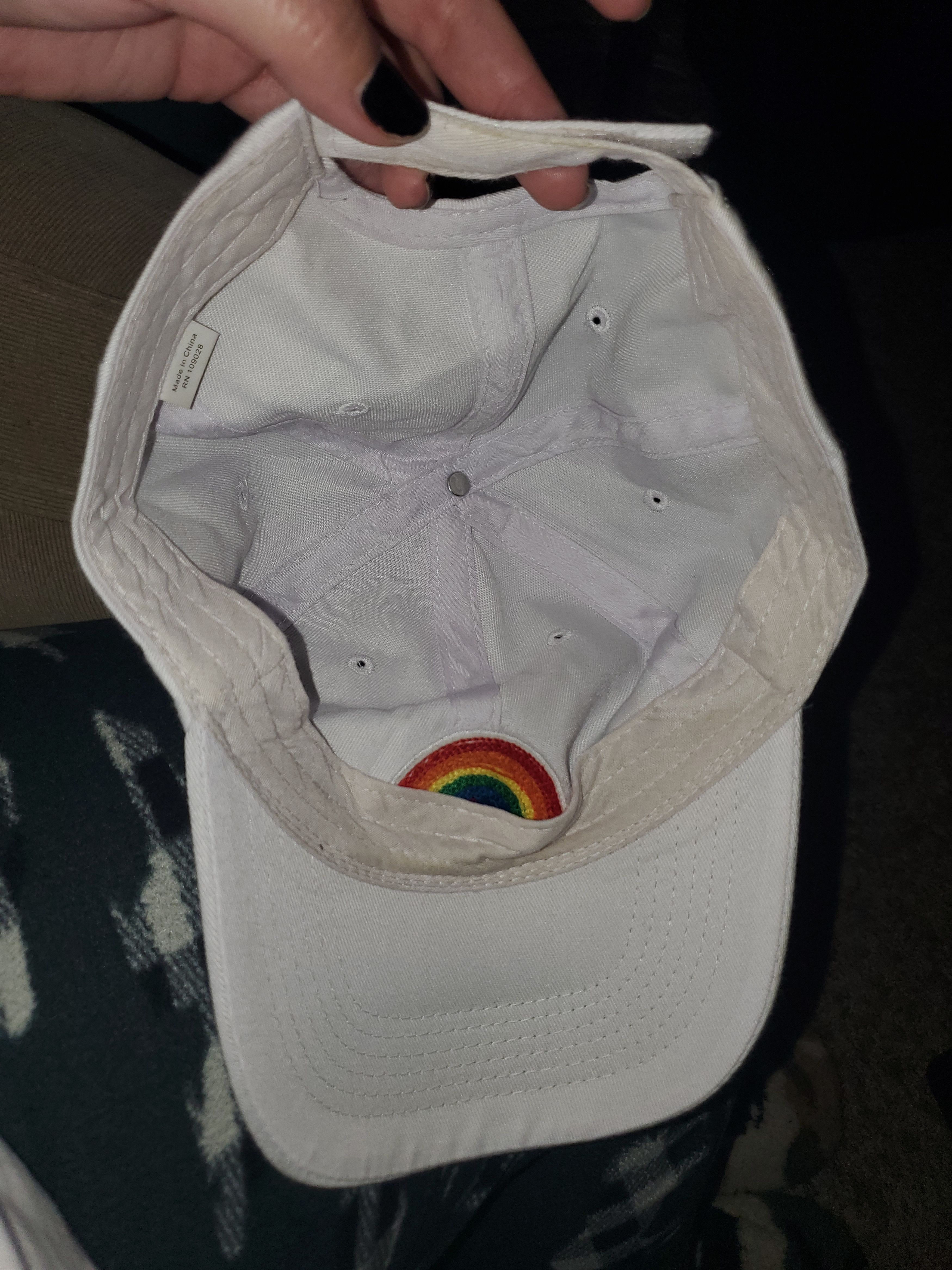Other White hat with rainbow accent Size ONE SIZE - 2 Thumbnail