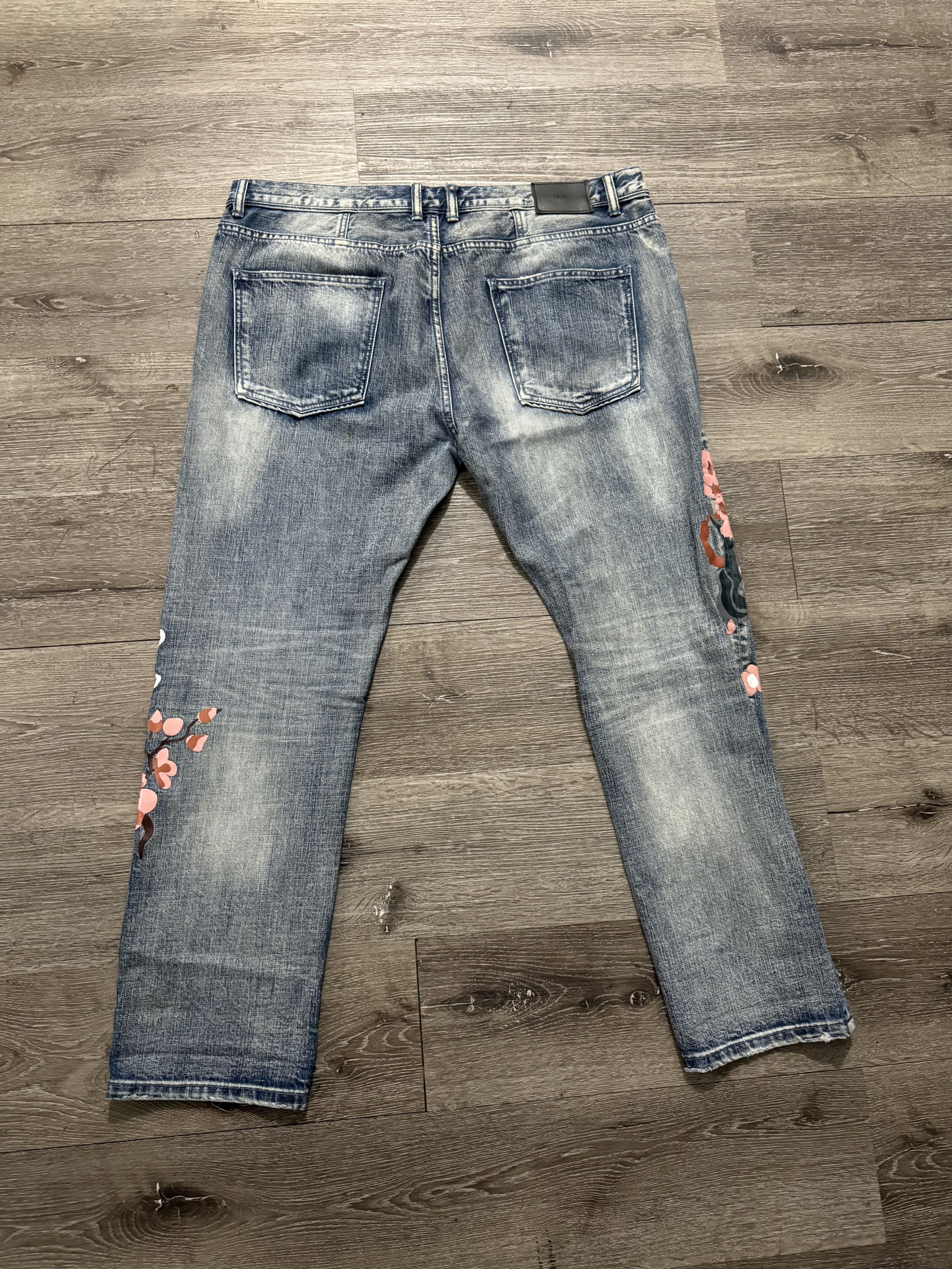Other skulls & flower jeans Size US 40 / EU 56 - 2 Thumbnail
