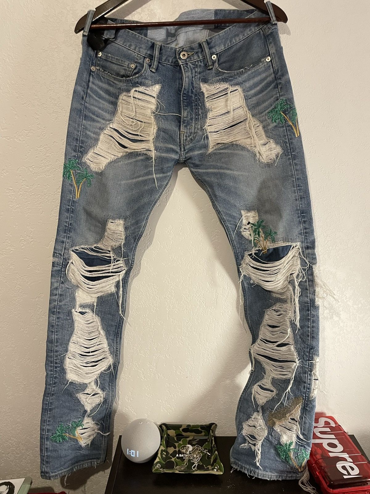 Image of Vlone Palm Tree Distressed Denim in Blue, Men's (Size 31)
