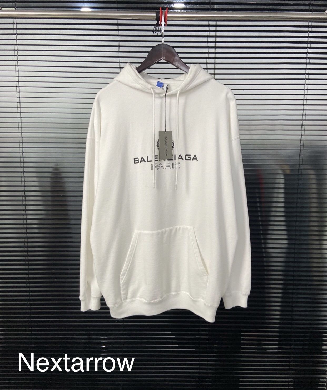 Balenciaga Balenciaga Crown Wheat Ear Logo Letter White Hoodie Size US S / EU 44-46 / 1 - 1 Thumbnail