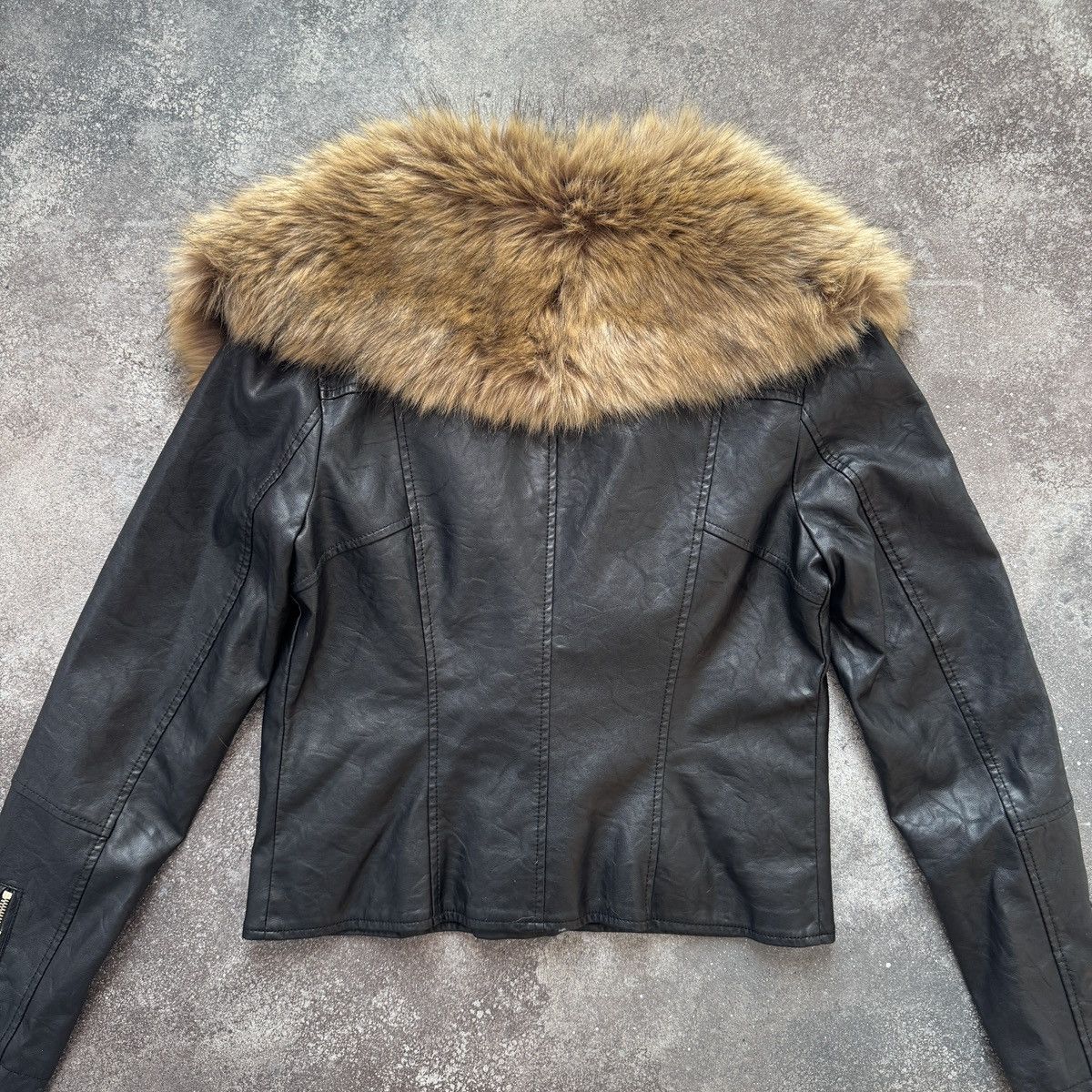 River Island River Island Vintage Y2K Faux Fur Leather Biker Jacket Size M / US 6-8 / IT 42-44 - 9 Thumbnail