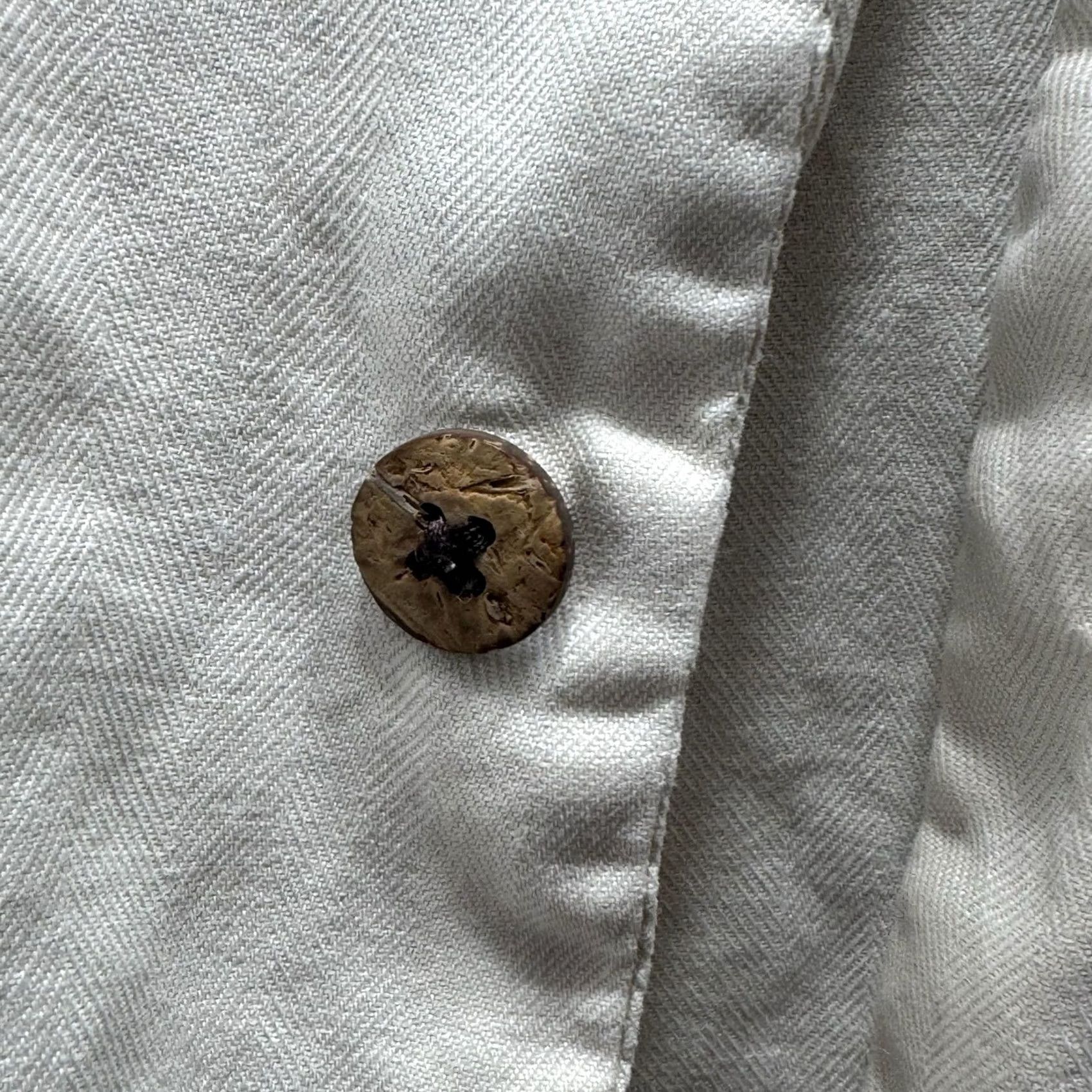 Tommy Bahama Tommy Bahama Shirt Mens L Beige Silk Paradise Relax Embroidered Back Graphic Size US L / EU 52-54 / 3 - 7 Thumbnail