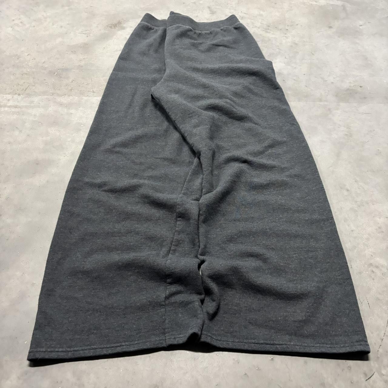 Japanese Brand × Vintage Crazy Vintage Y2K/2000s Baggy Dark Grey Essential Sweatpants! Size US 34 / EU 50 - 3 Thumbnail
