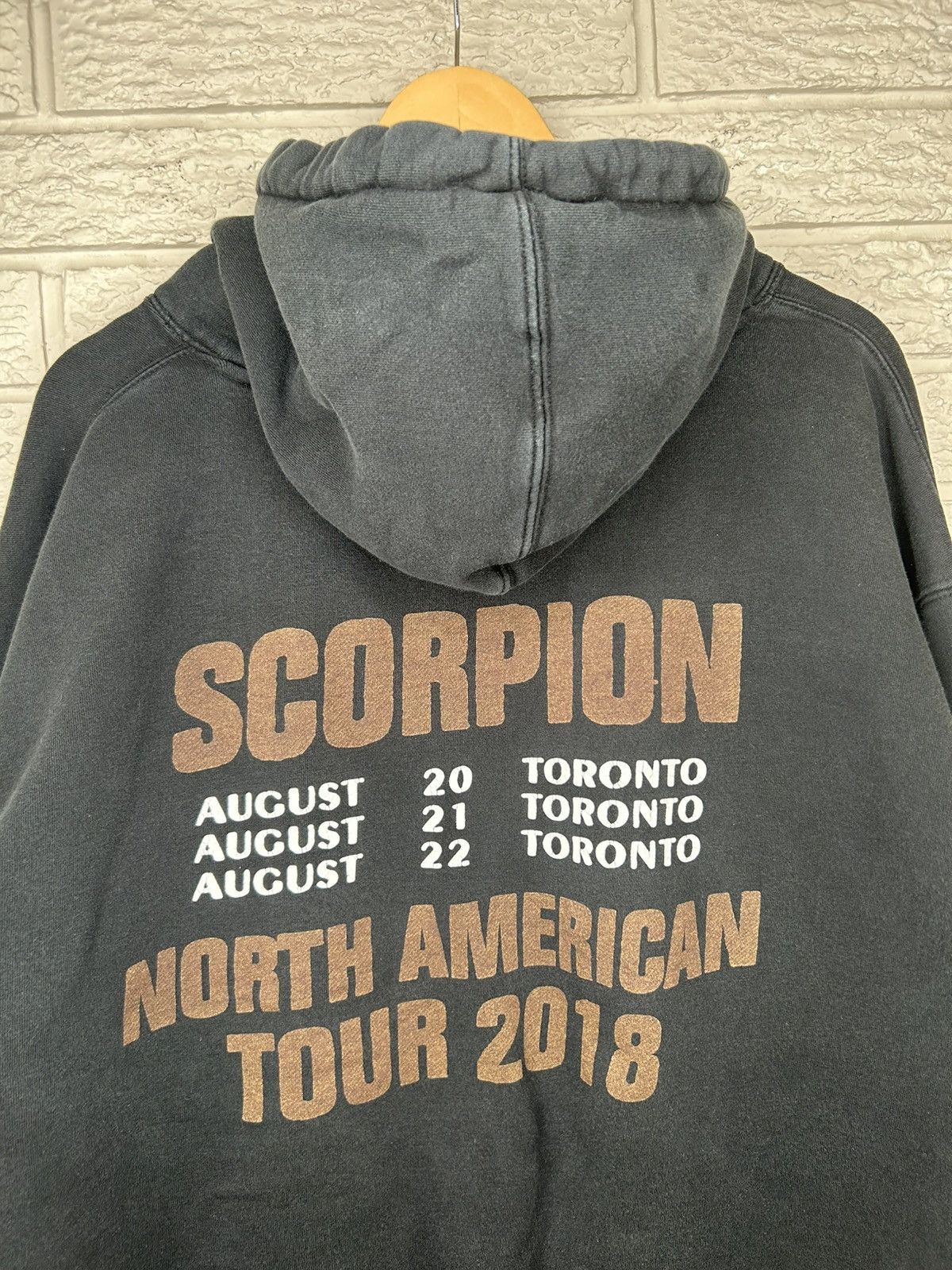 Drake Drake Scorpion 2018 Toronto Tour Faded Hoodie Size US XL / EU 56 / 4 - 4 Thumbnail