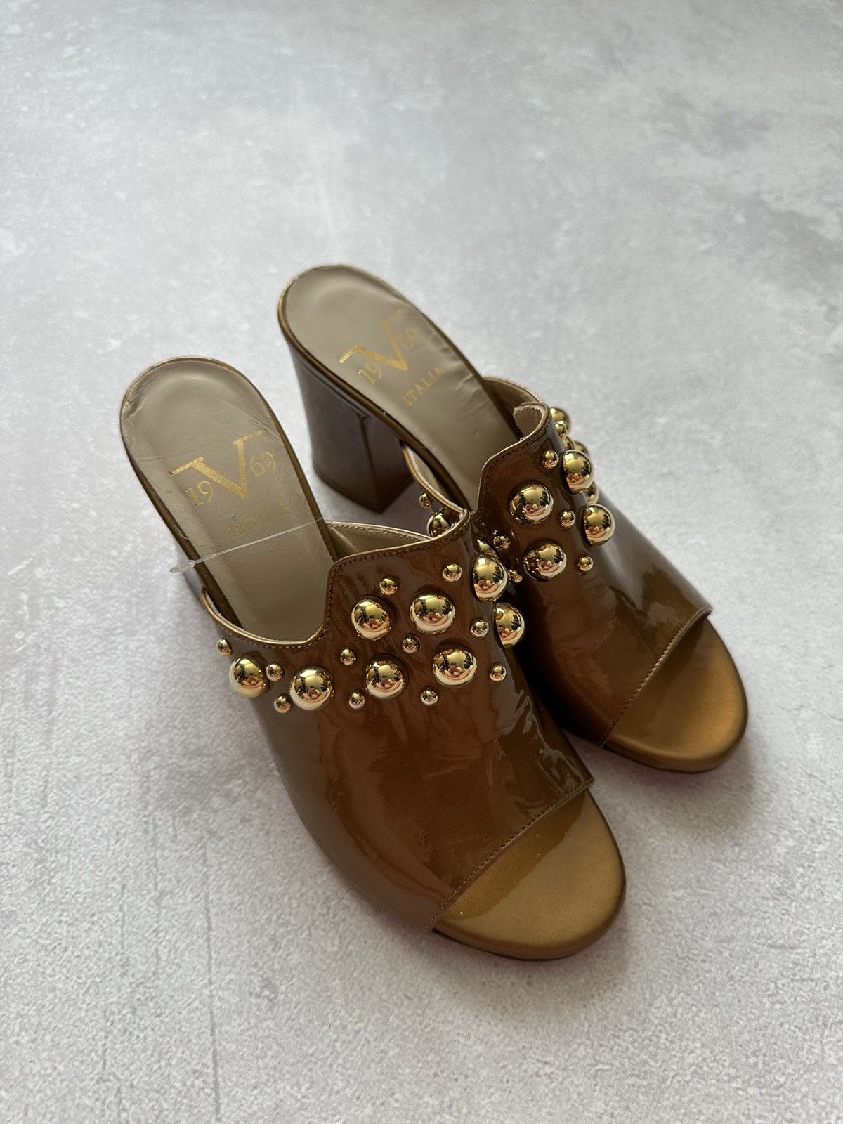 Versace versace 1969 shoes women platform gold size 38 made in Italy Size US 8 / IT 38 - 2 Thumbnail