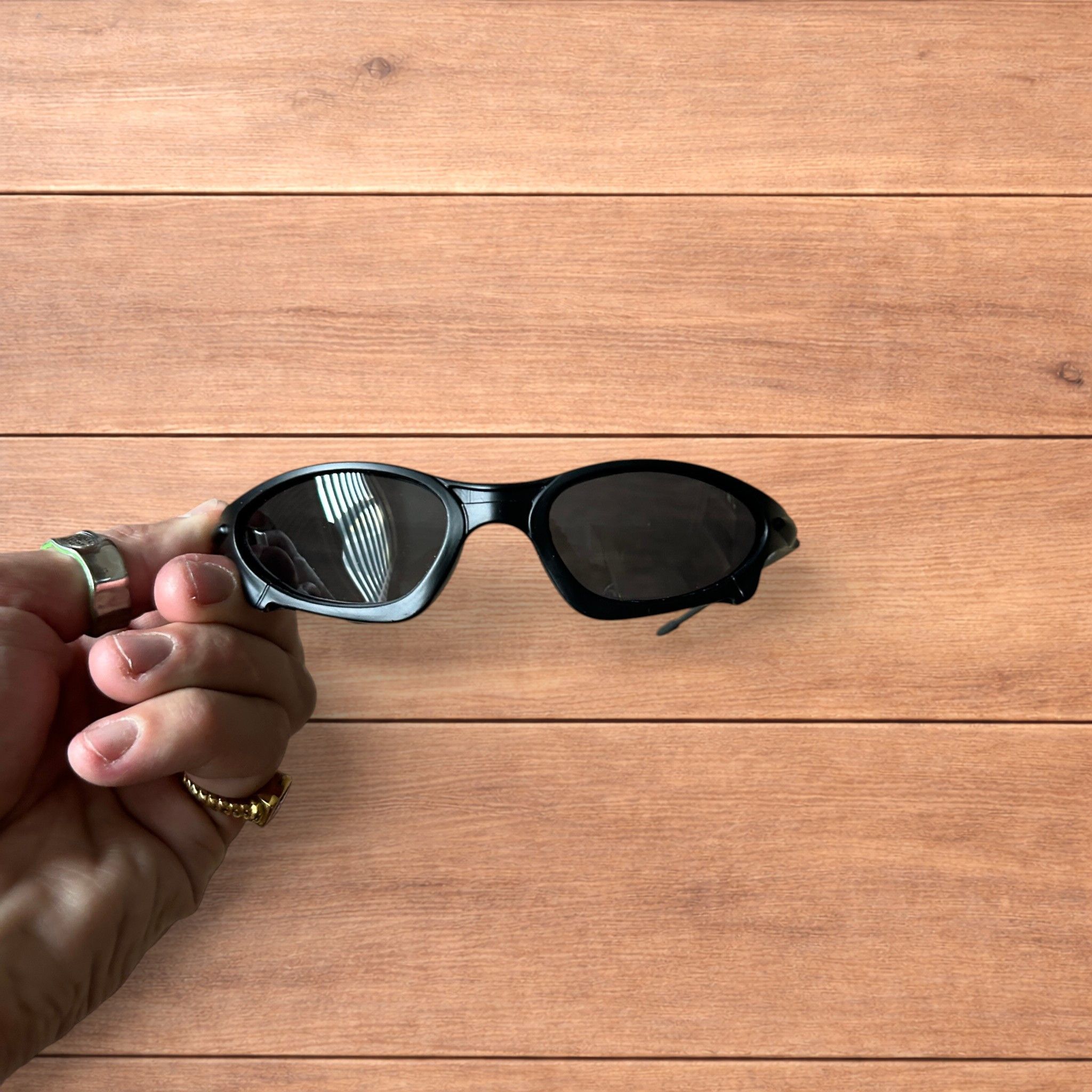 Japanese Brand Insane polarised sunglasses in black with black lens. Size ONE SIZE - 3 Thumbnail