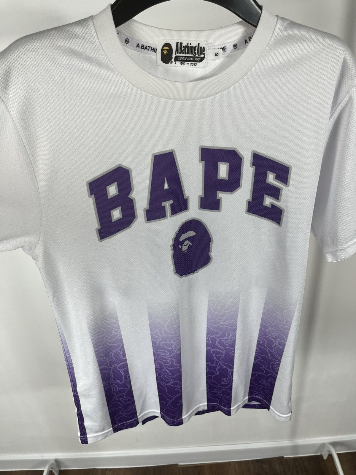 Bape BAPE A Bathing Ape White Purple Gradient Jersey Tee Size S Size US S / EU 44-46 / 1 - 10 Thumbnail