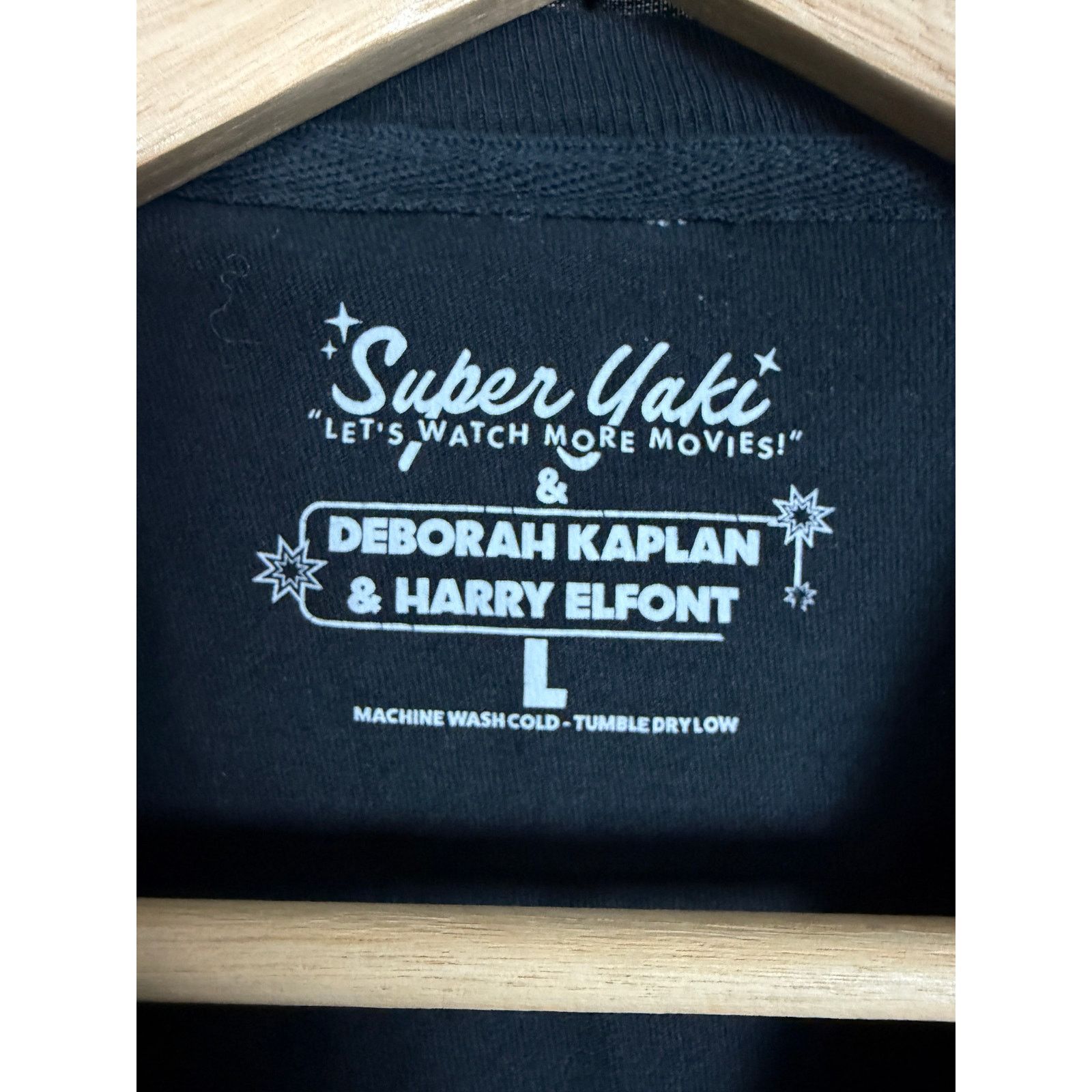 Gildan Super Yaki Directed by Deborah Kaplan & Harry Elfont T-Shirt Size US L / EU 52-54 / 3 - 3 Thumbnail